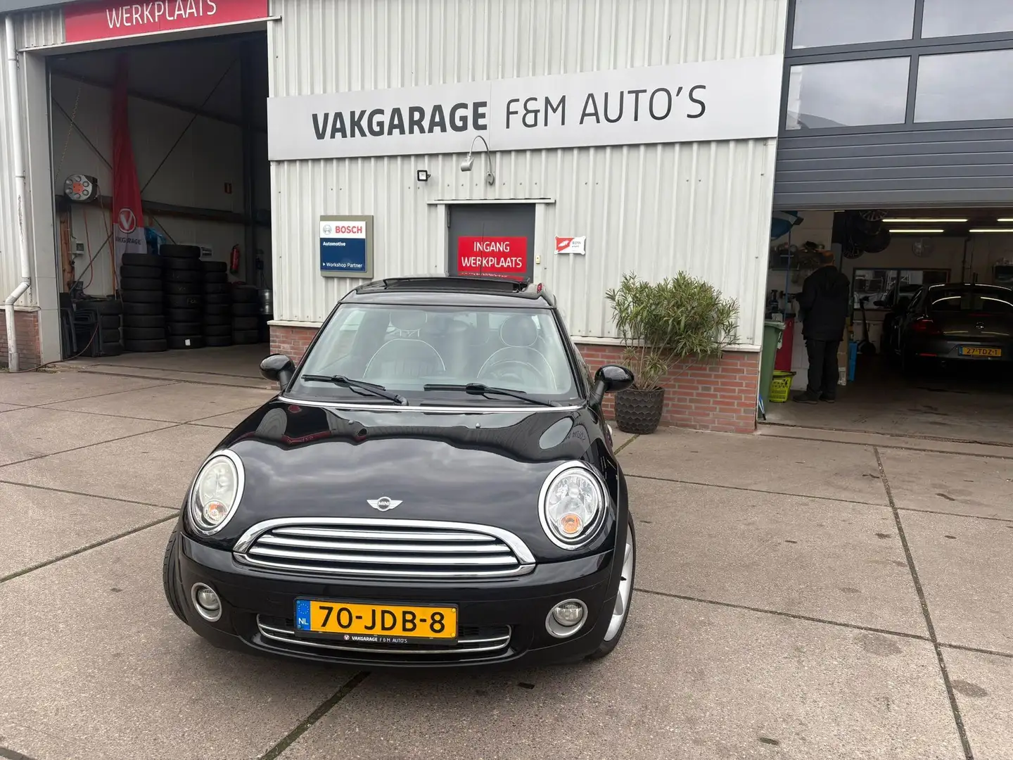 MINI Cooper Clubman 1.6 Chili Negro - 2
