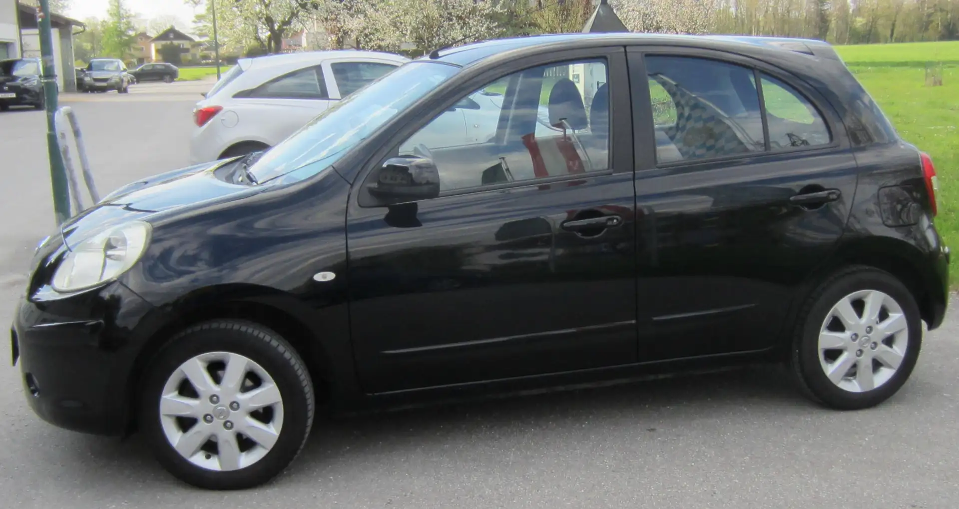 Nissan Micra Micra 1,2 Acenta Acenta Schwarz - 2