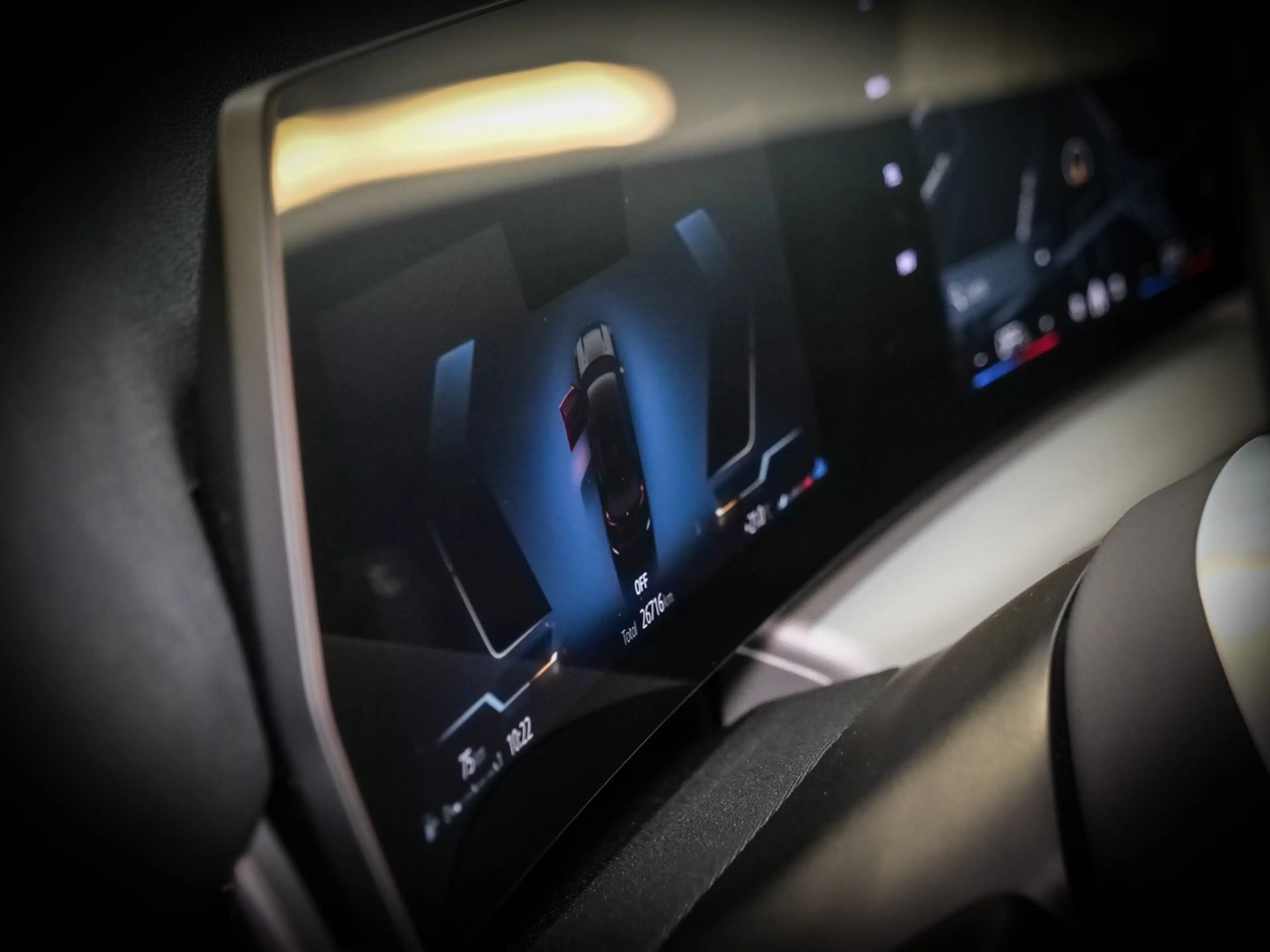BMW X1 sDrive18i Aut Nav LED Parkass+PDC+RFK Shz — photo 20