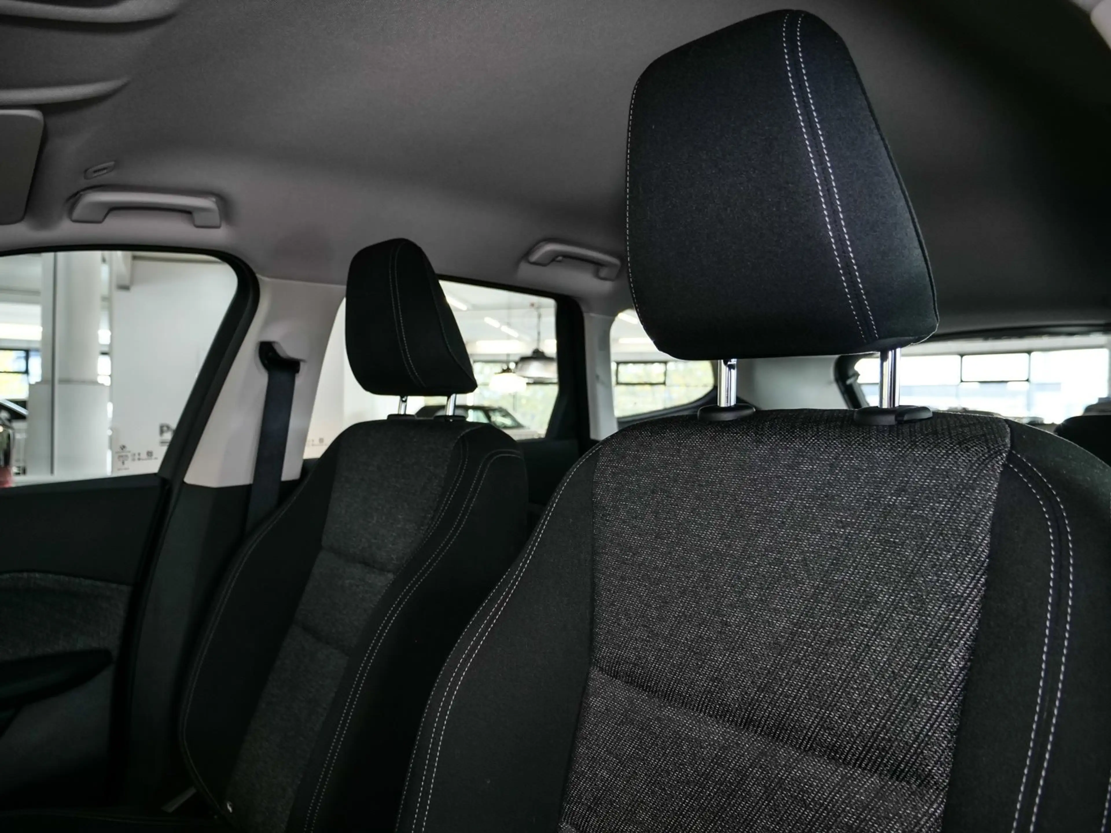 BMW X1 sDrive18i Aut Nav LED Parkass+PDC+RFK Shz — photo 10
