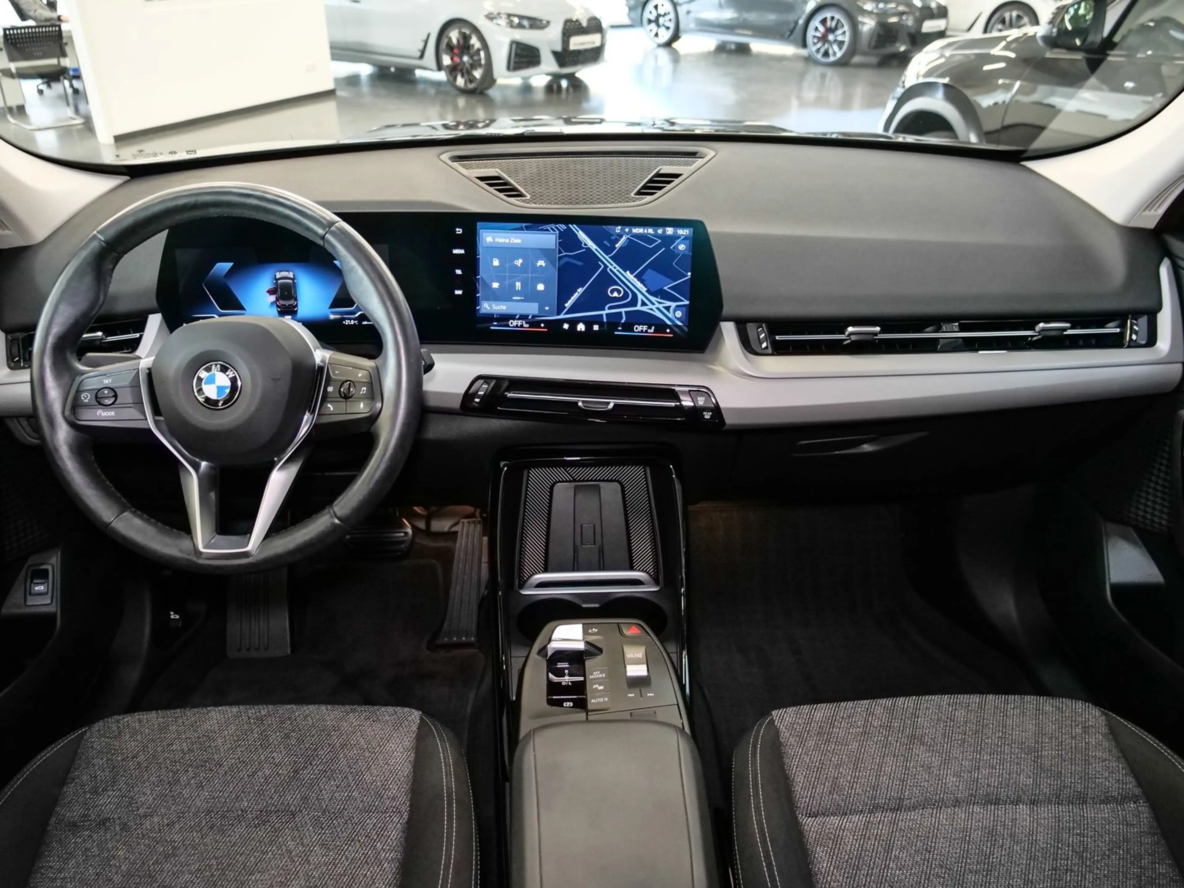 BMW X1 sDrive18i Aut Nav LED Parkass+PDC+RFK Shz — photo 12