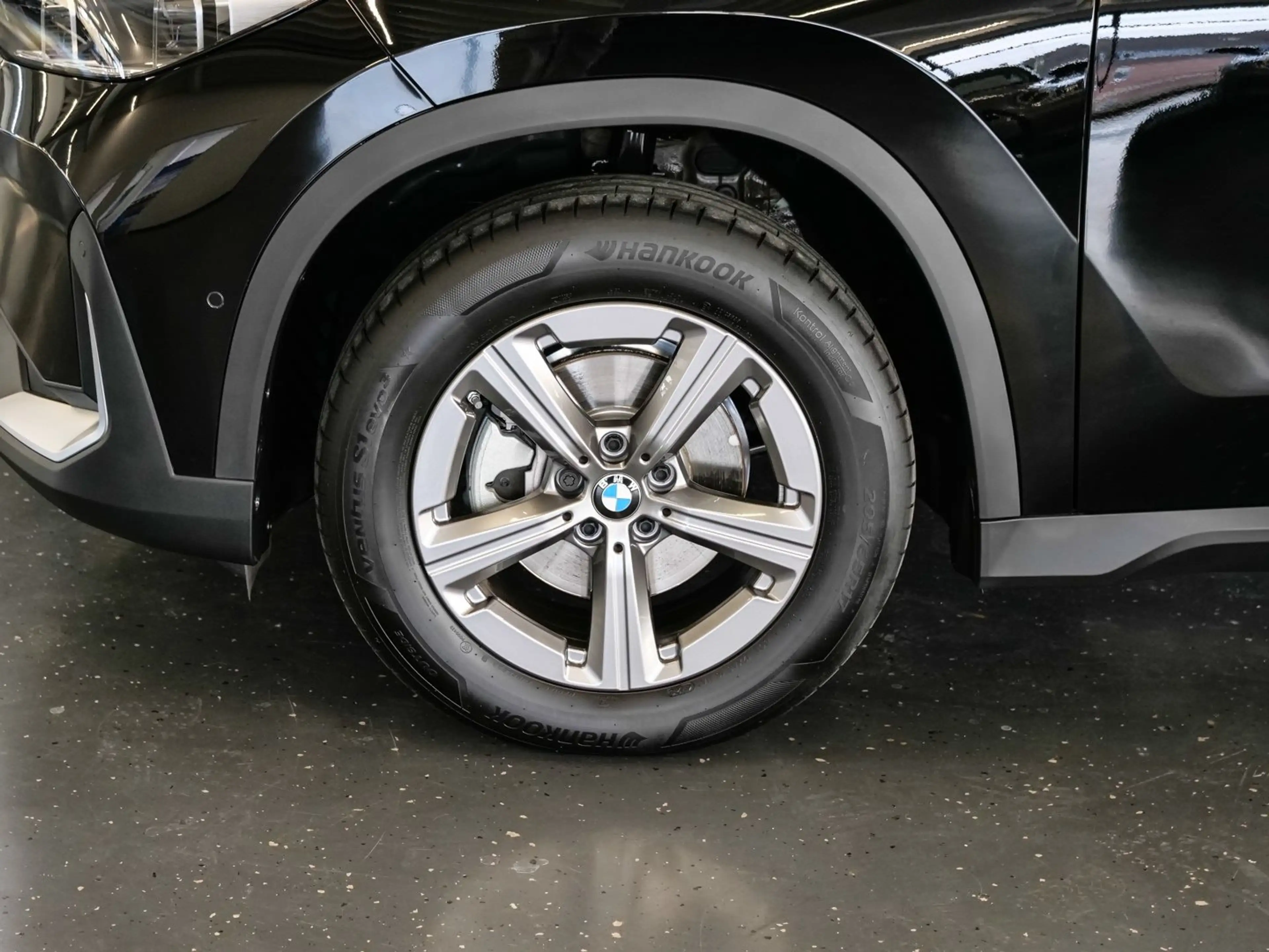 BMW X1 sDrive18i Aut Nav LED Parkass+PDC+RFK Shz — photo 7