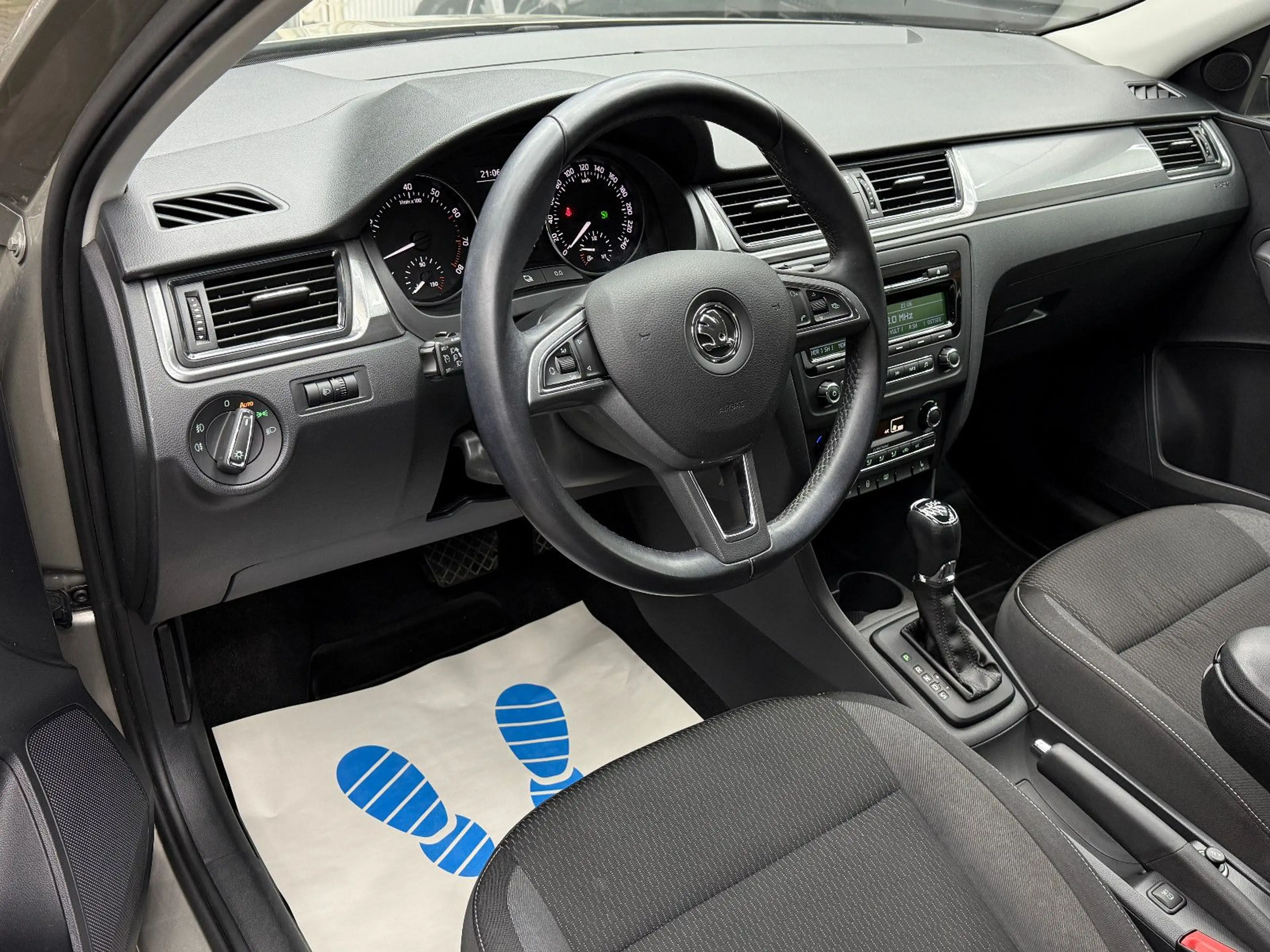 Skoda Rapid/Spaceback 1.4 TSI Spaceback Ambition / DSG 2.Hand — photo 10