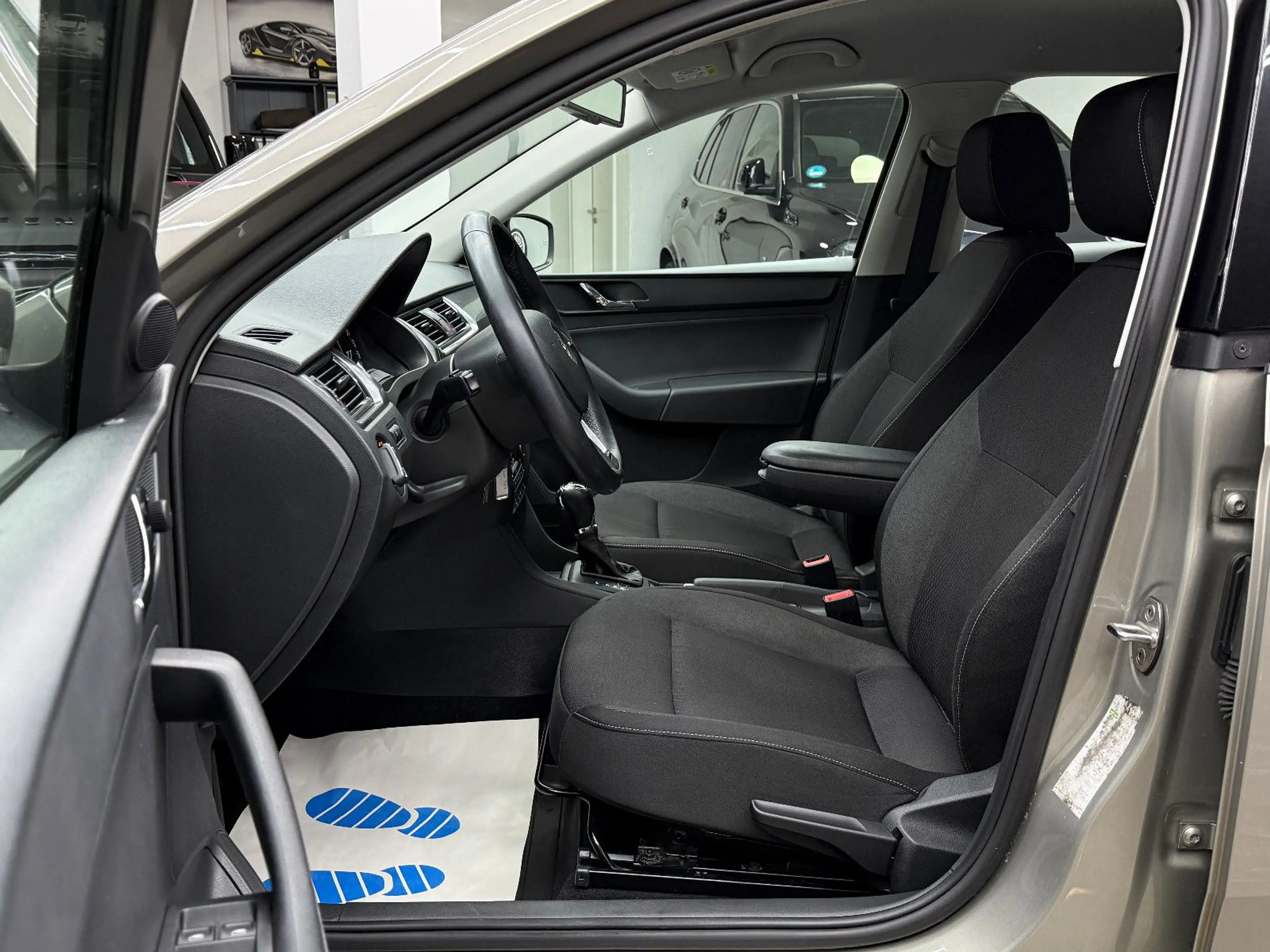Skoda Rapid/Spaceback 1.4 TSI Spaceback Ambition / DSG 2.Hand — photo 11