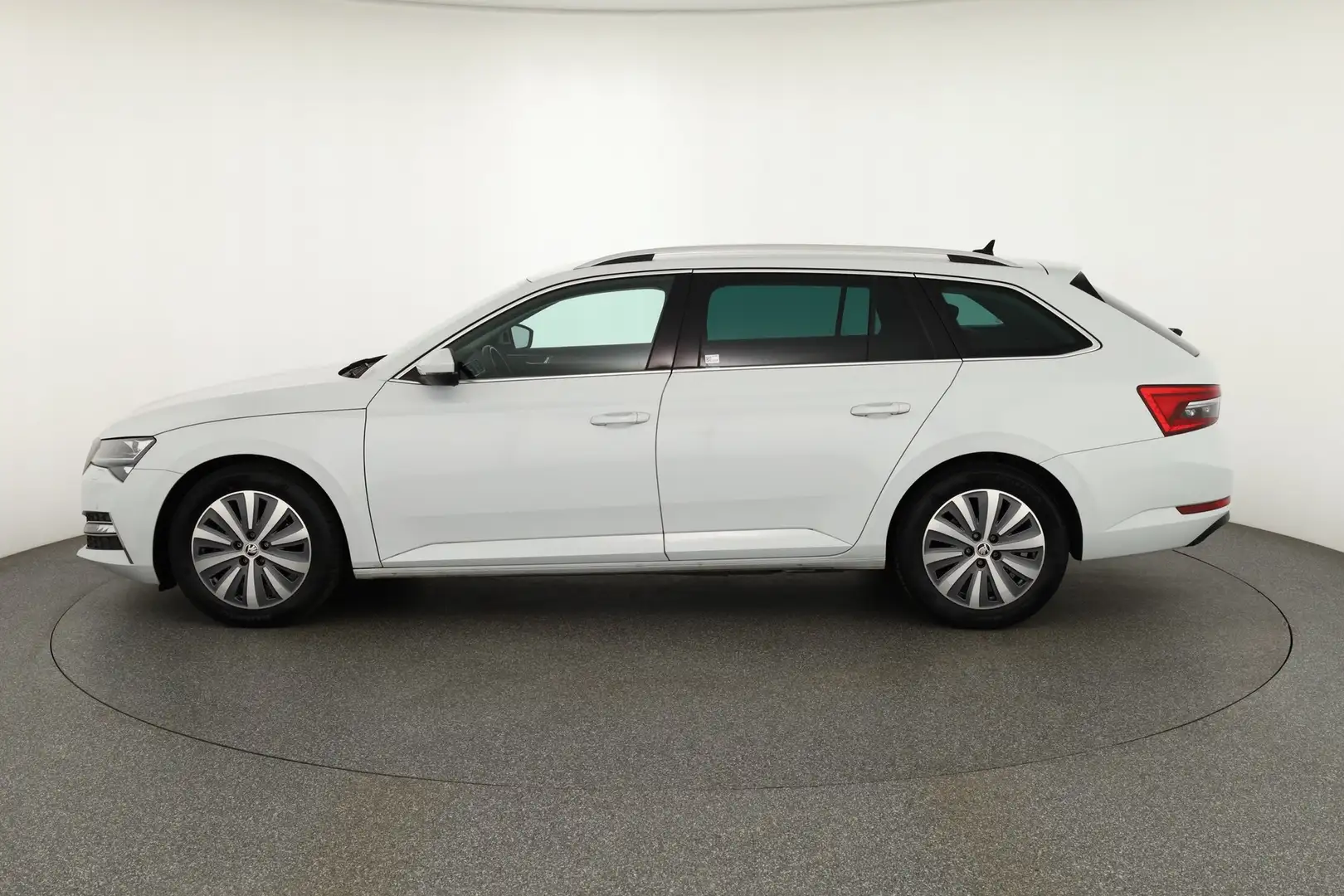 Skoda Superb Combi 1.4 TSI DSG iV LED Navi ACC Kamera Blanc - 2
