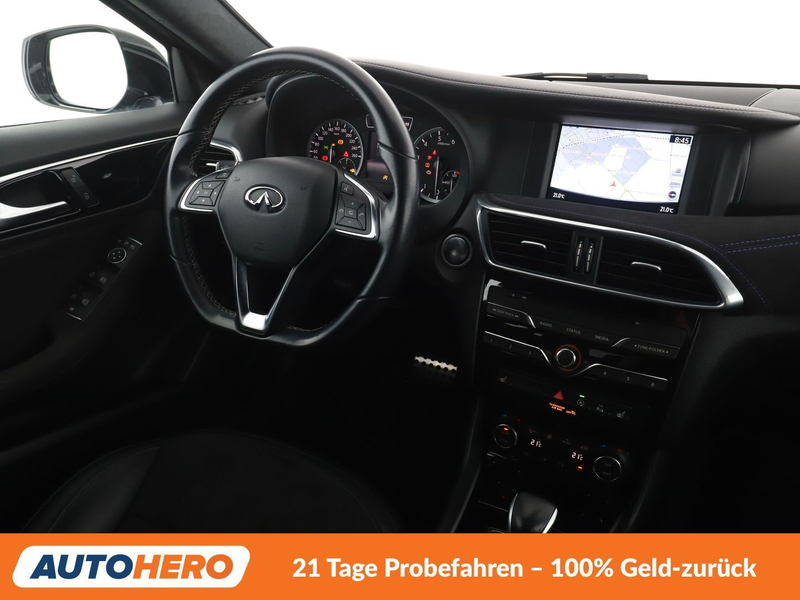 Infiniti Q30 1.6 Sport — photo 13