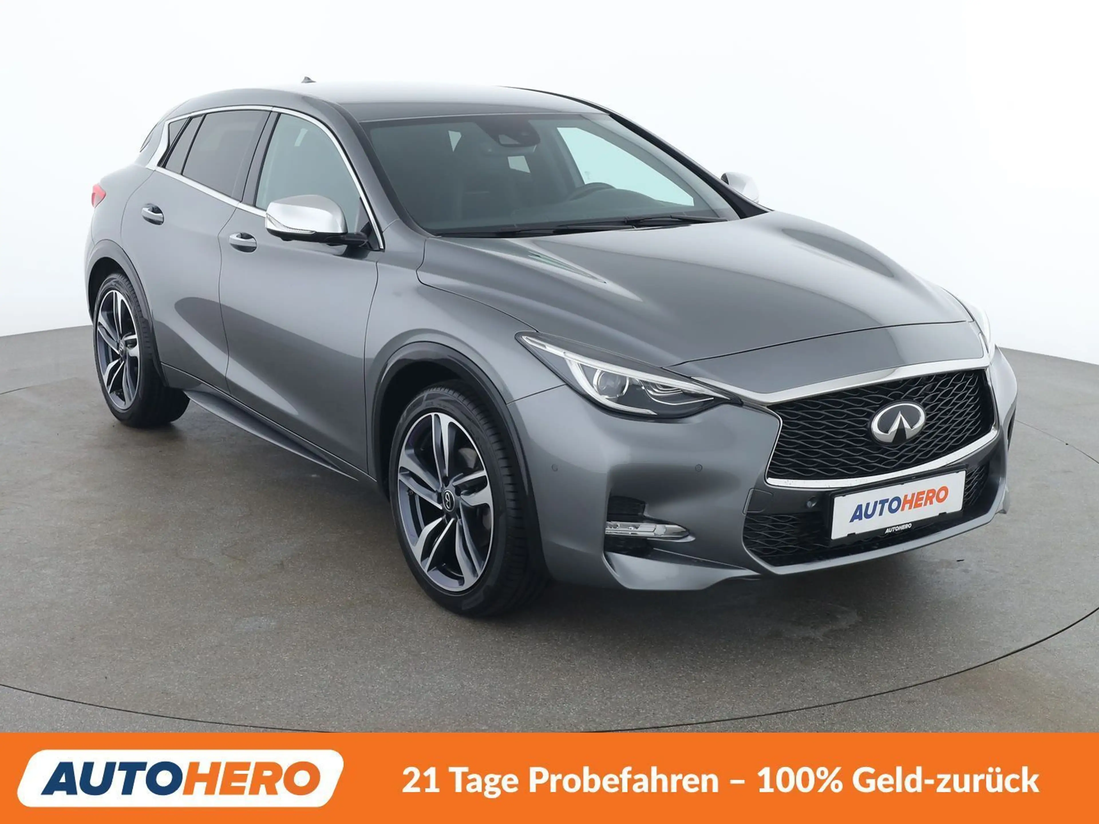 Infiniti Q30 1.6 Sport — photo 8