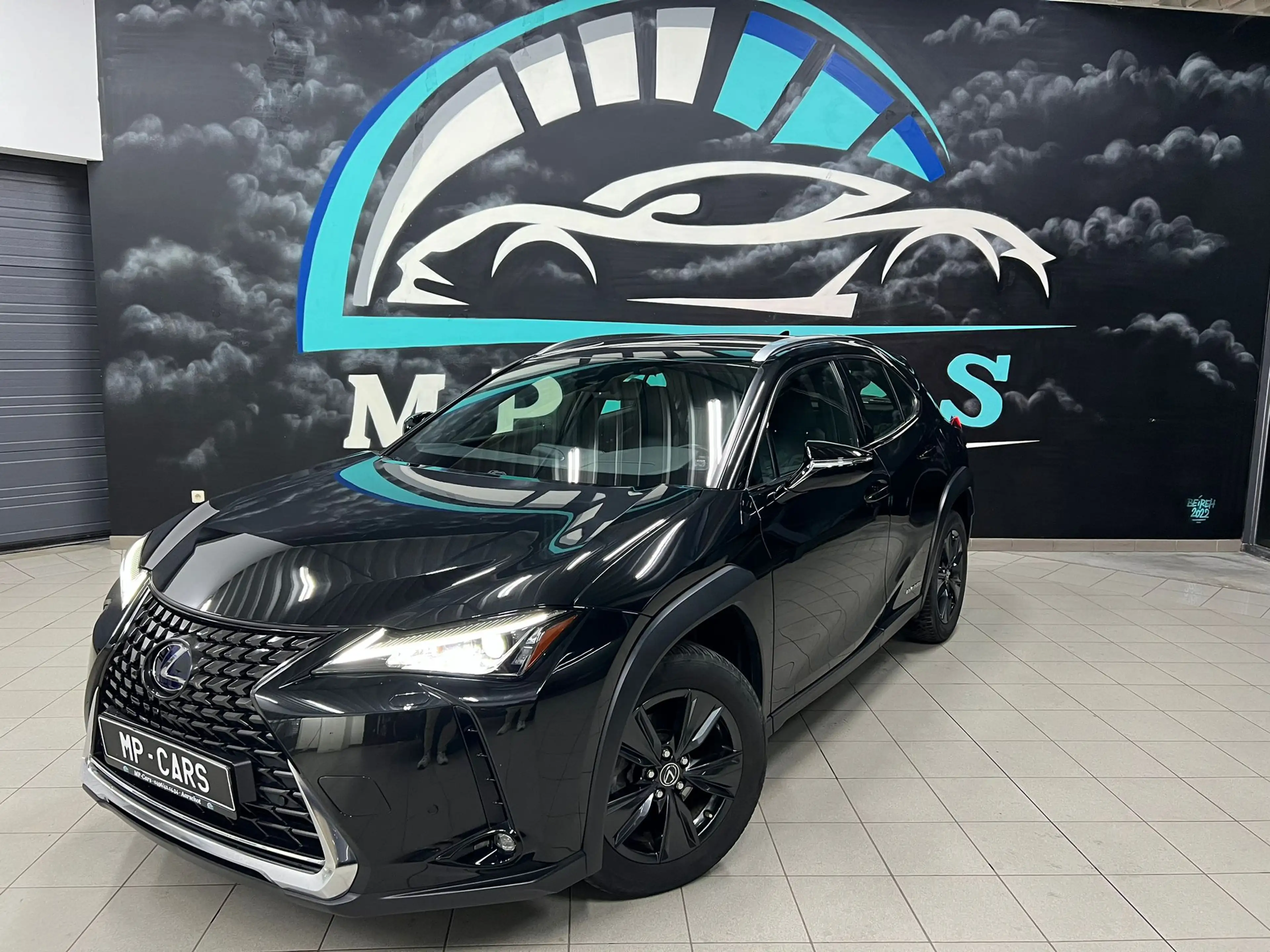 Lexus UX 250h UX 250h 2.0i FWD Black Line — photo 2