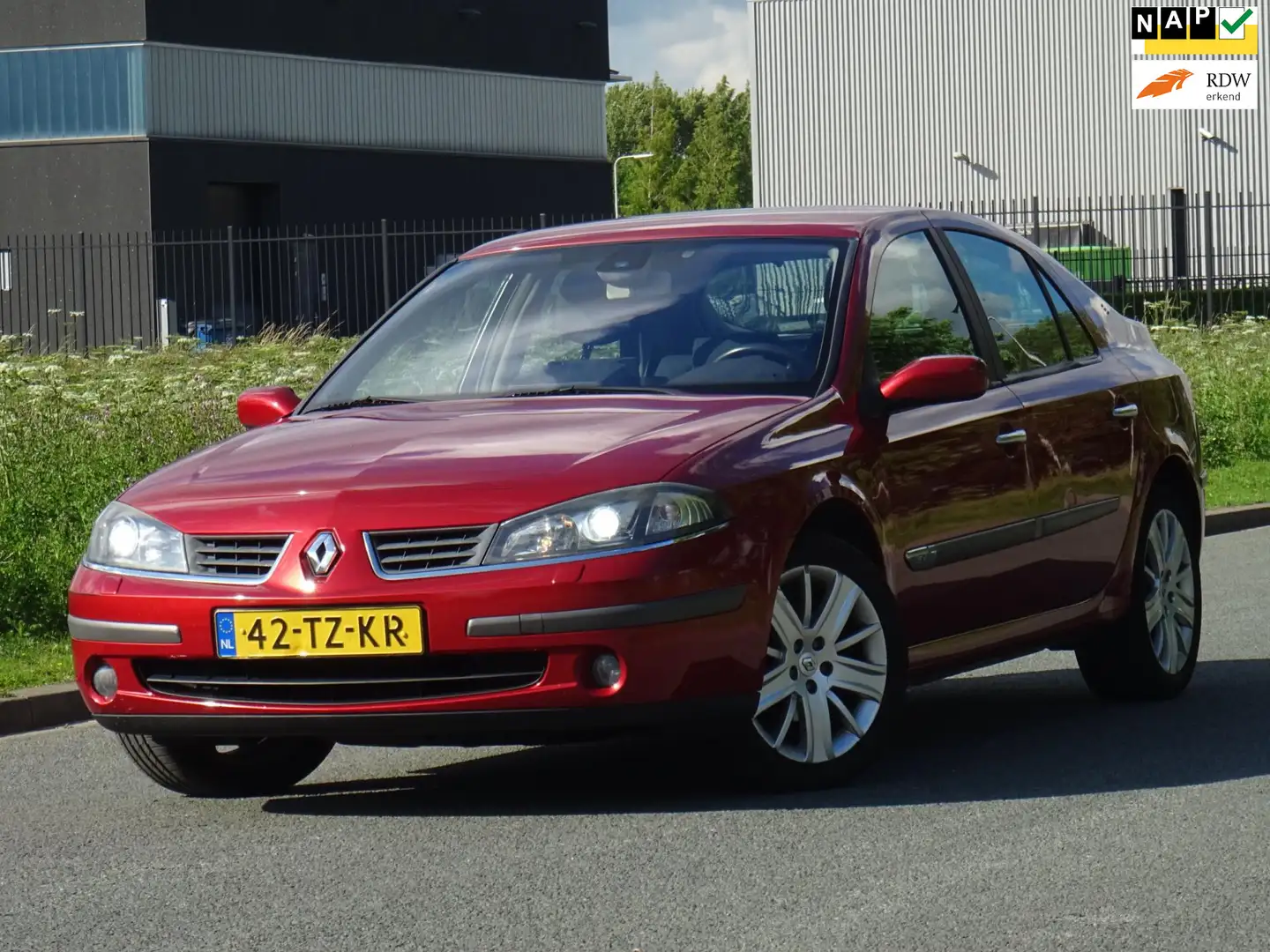 Renault Laguna 1.6-16V Tech Line NAP/LEER/XENON/AIRCO/CRUISE Rood - 1