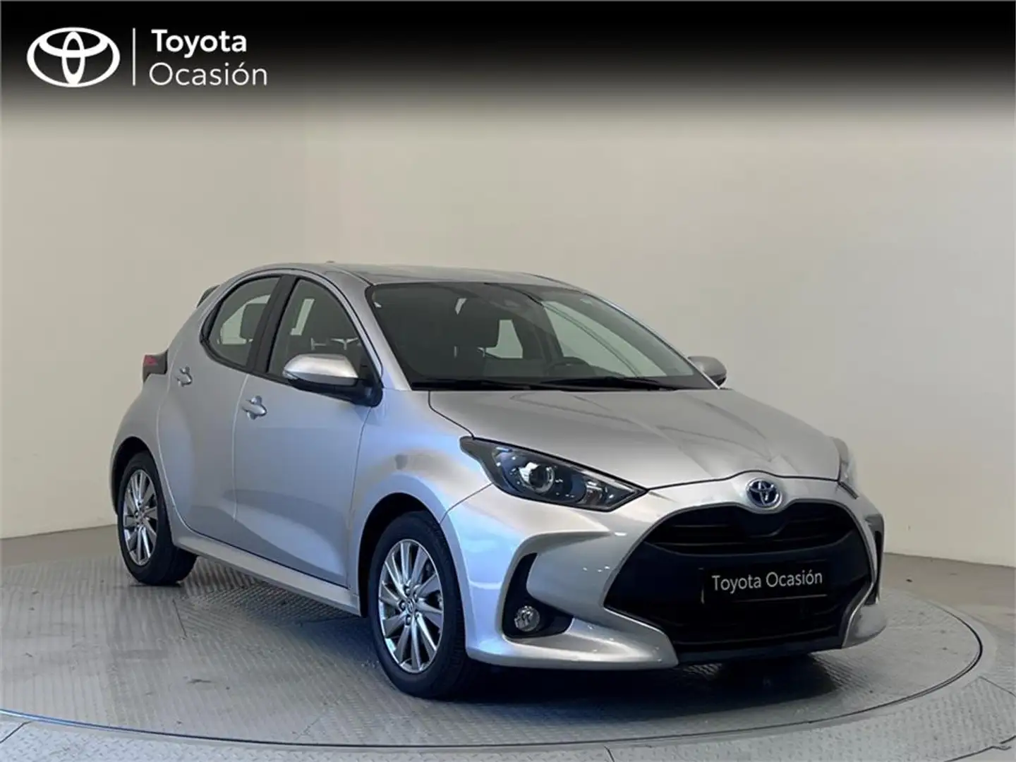 Toyota Yaris 5 Puertas Active Tech 120H Automático (e-CVT) - 2