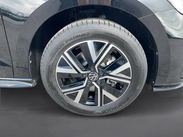 Volkswagen Touran view 7