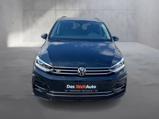 Volkswagen Touran view 8