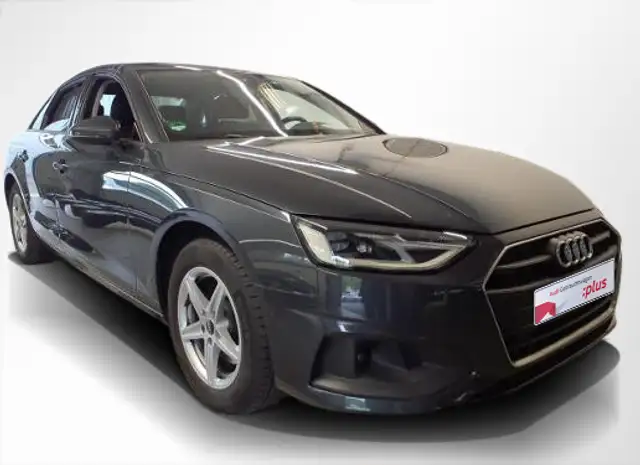 Audi A4 view 9
