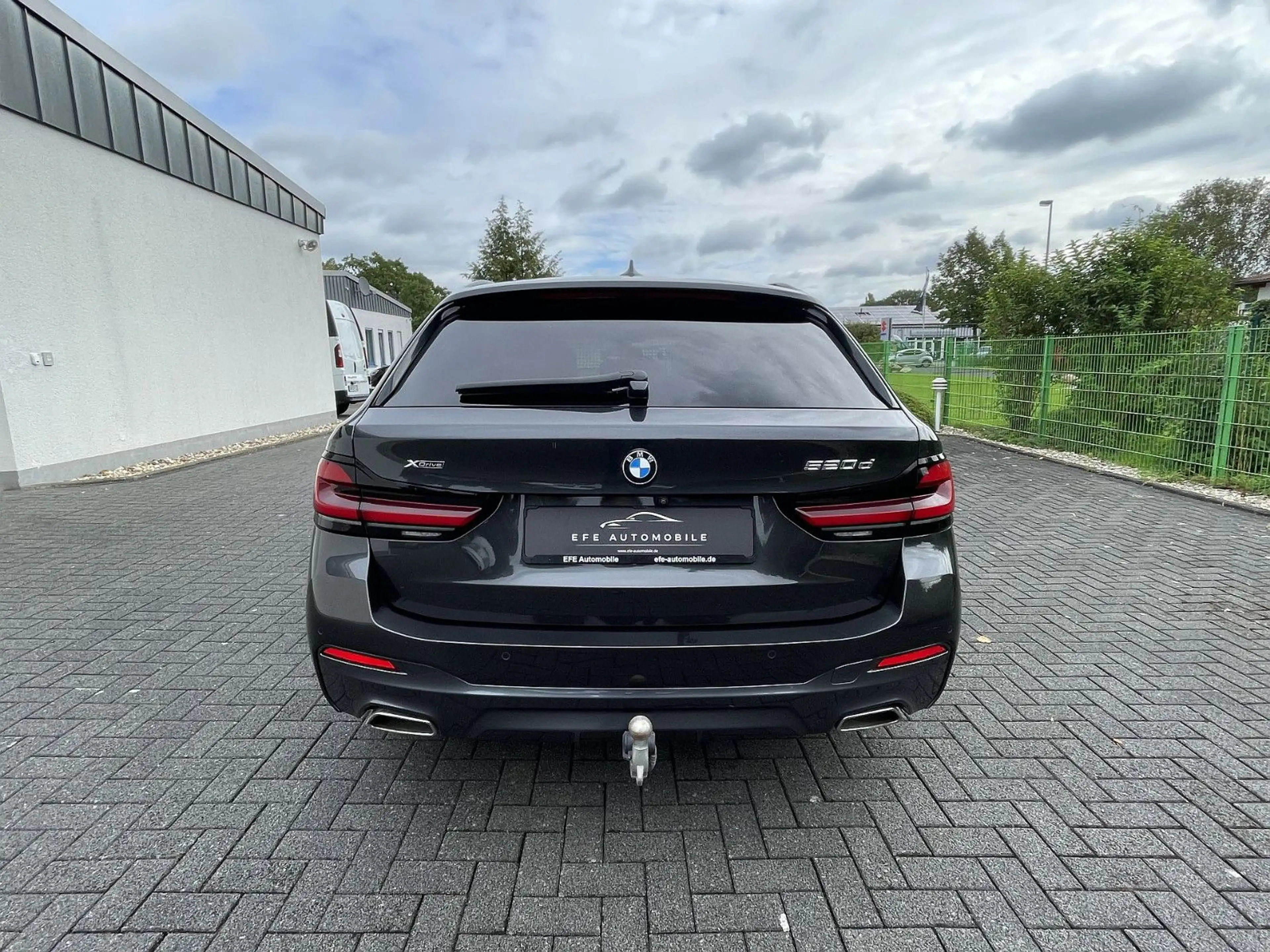 BMW 520 xdA M Sport KOMFS*SITZBLFT*PANO*AHK*LASER*HUD — photo 6