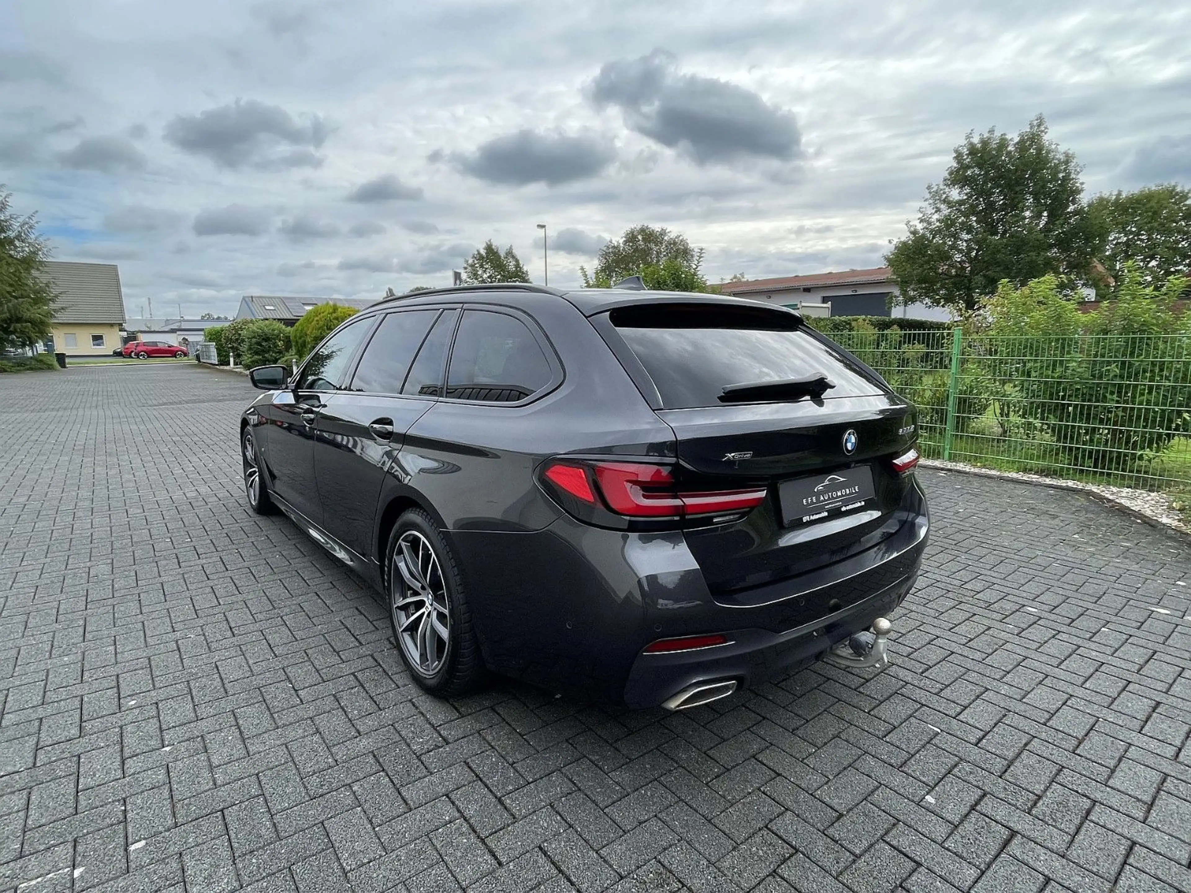 BMW 520 xdA M Sport KOMFS*SITZBLFT*PANO*AHK*LASER*HUD — photo 5
