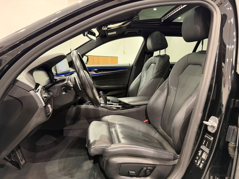 BMW 540 d xDrive Touring M Sportpaket PANO+HARMAN — photo 14