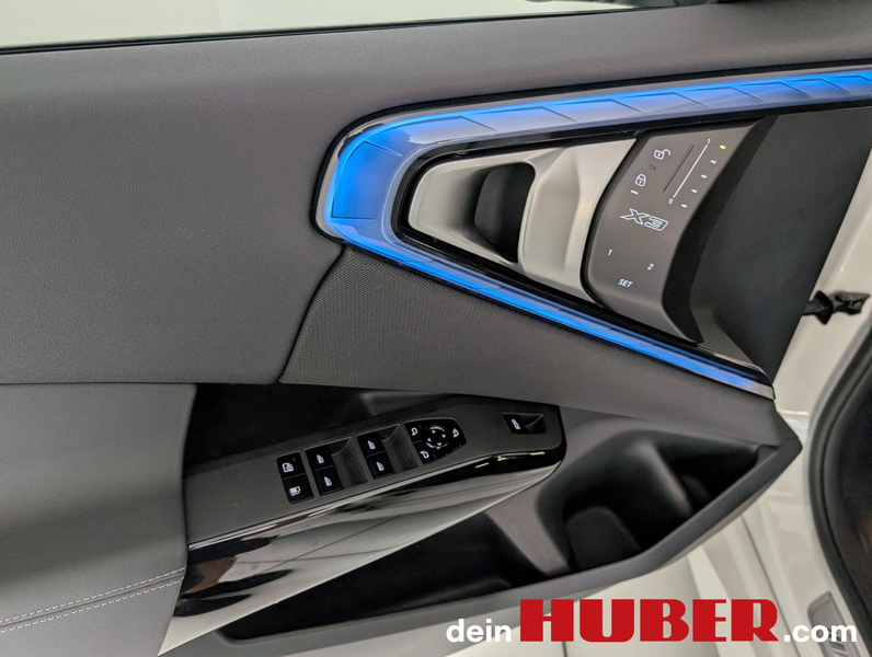 BMW X3 30e PHEV xDrive — photo 13
