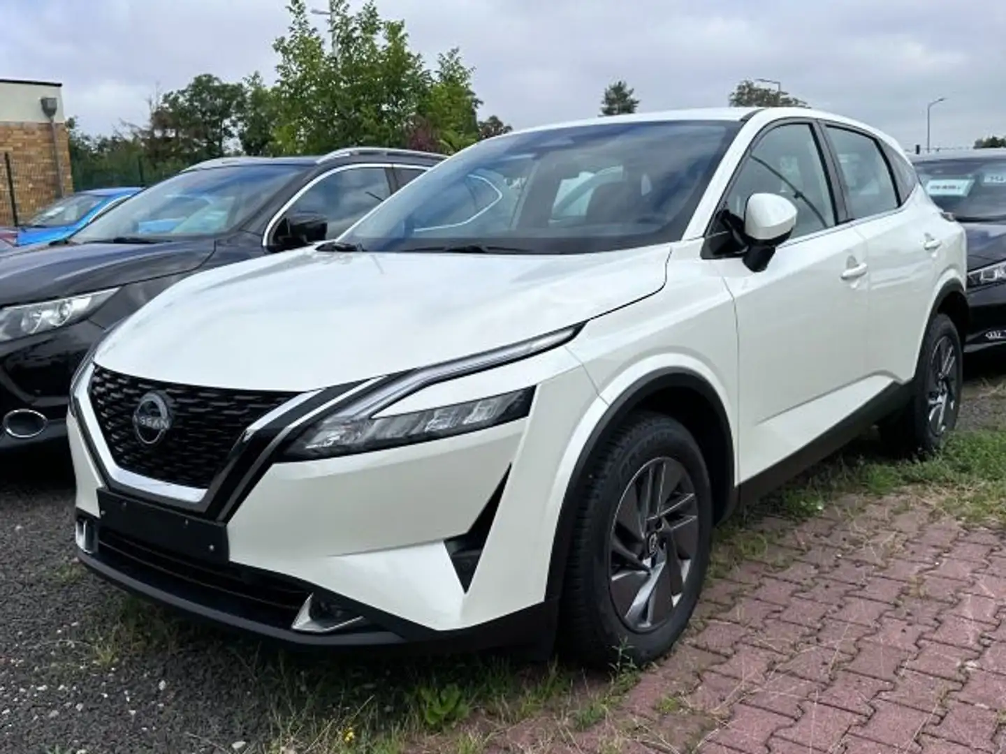 Nissan Qashqai Acenta *CARPLAY*Kamera*Sitzhzg.* Wit - 2