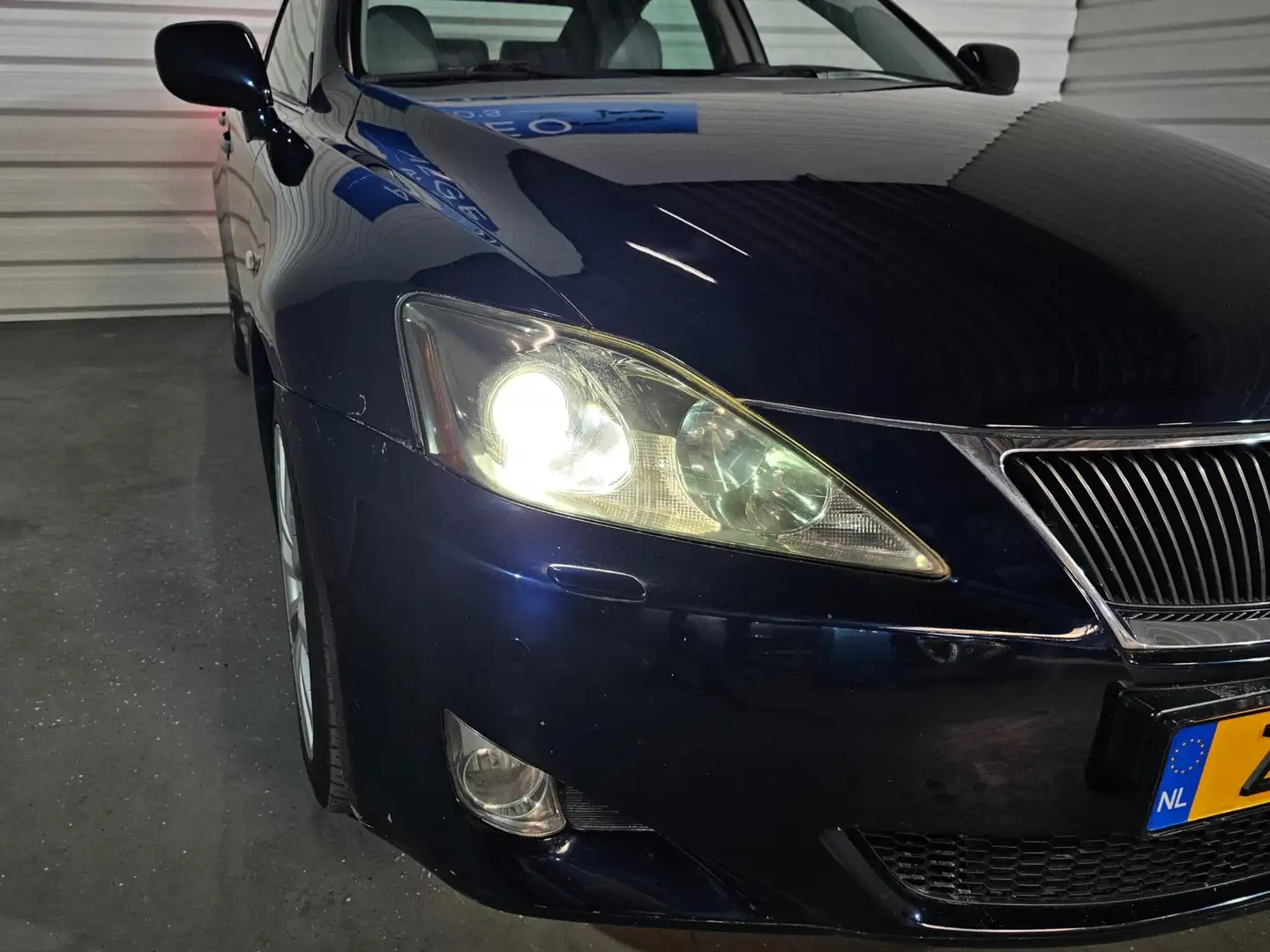 Lexus IS 220d Business Albastru - 2