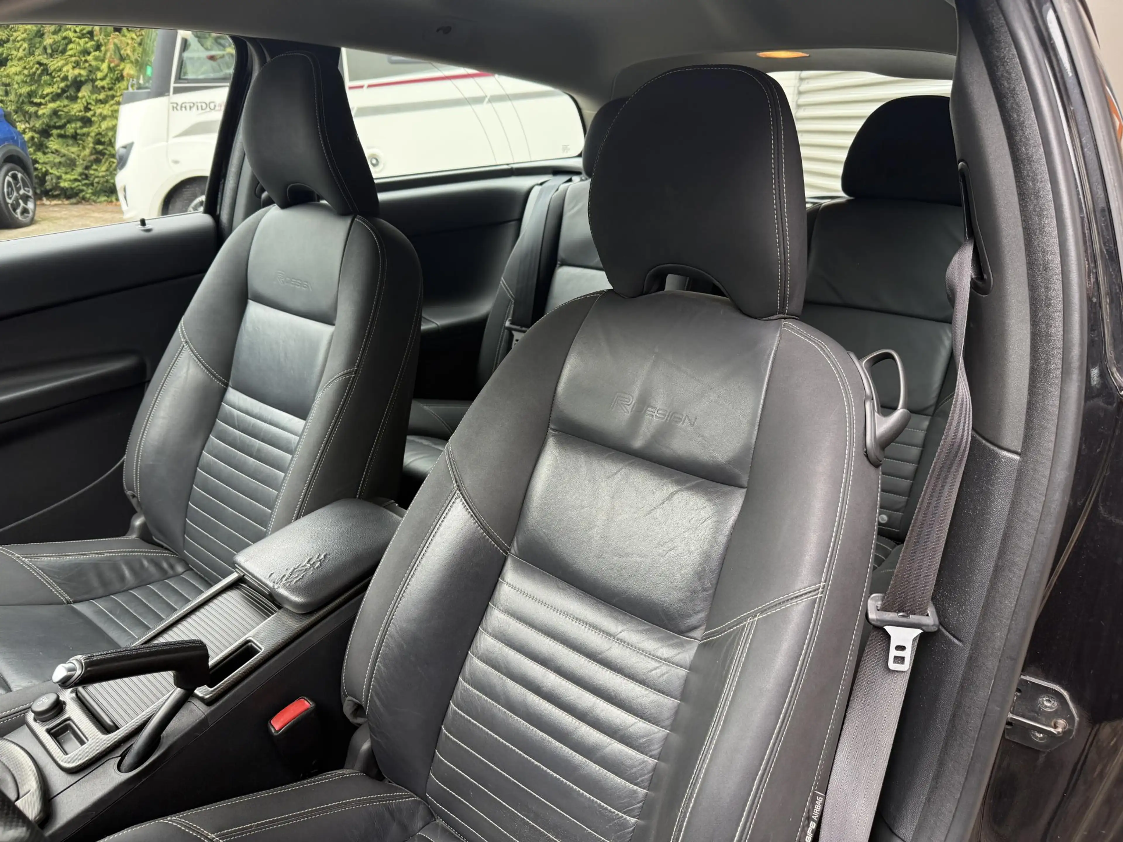 Volvo C30 2.0 R-Design 145PK l Airco l Cruise — photo 8