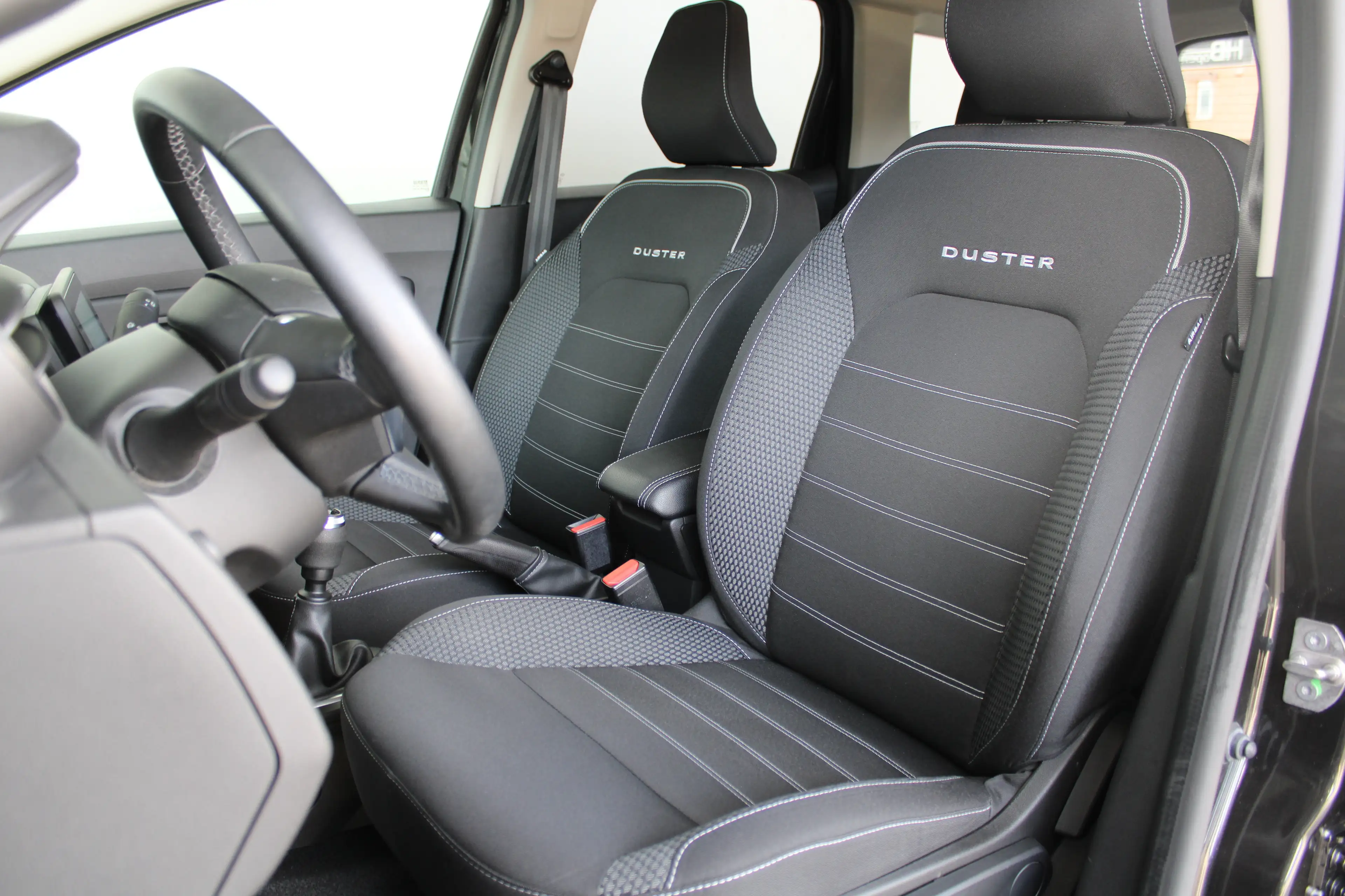 Dacia Duster 1.0 TCe Bi-Fuel Prestige | 1500 kg trekgewicht | N — photo 13
