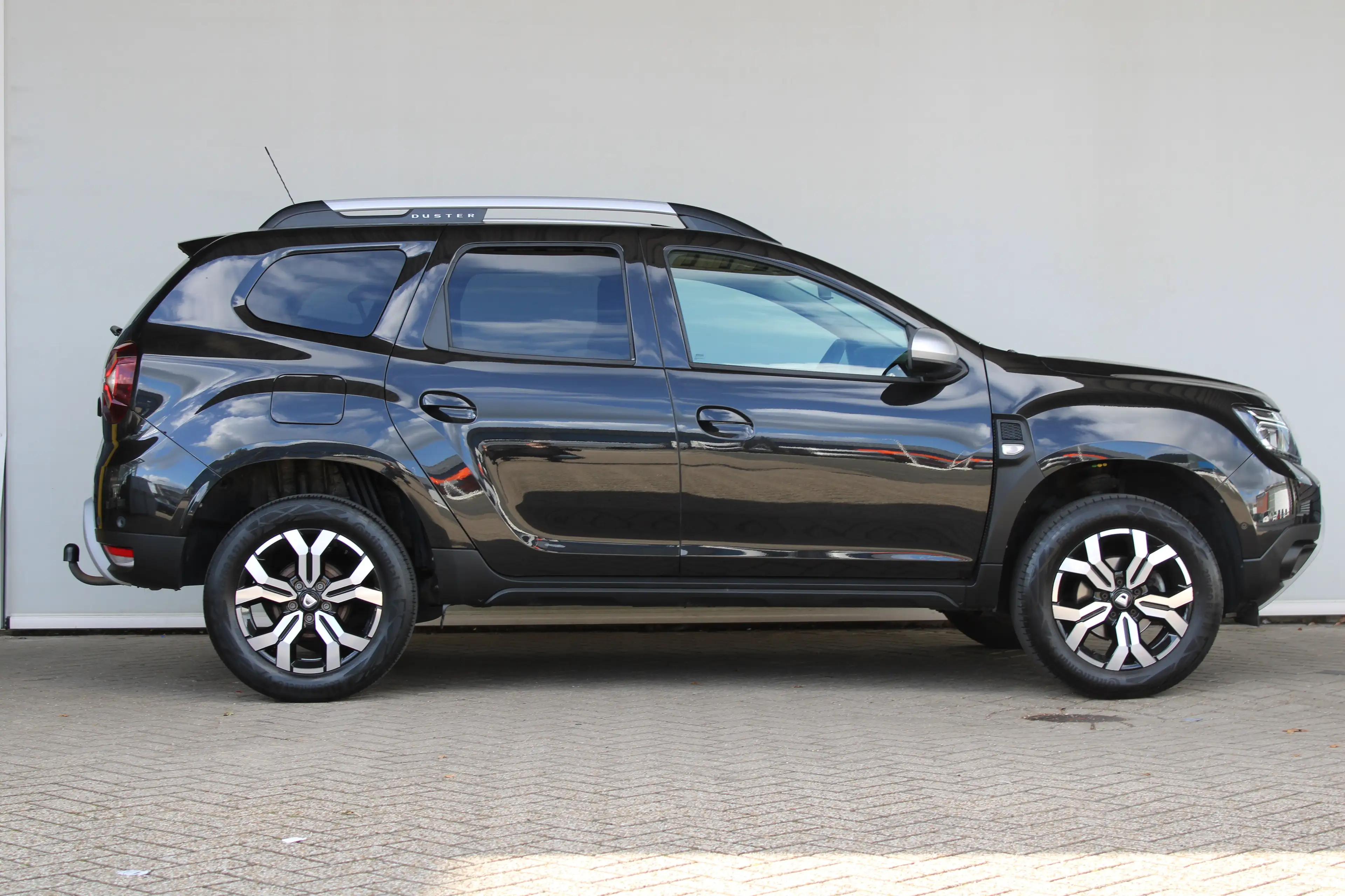 Dacia Duster 1.0 TCe Bi-Fuel Prestige | 1500 kg trekgewicht | N — photo 4