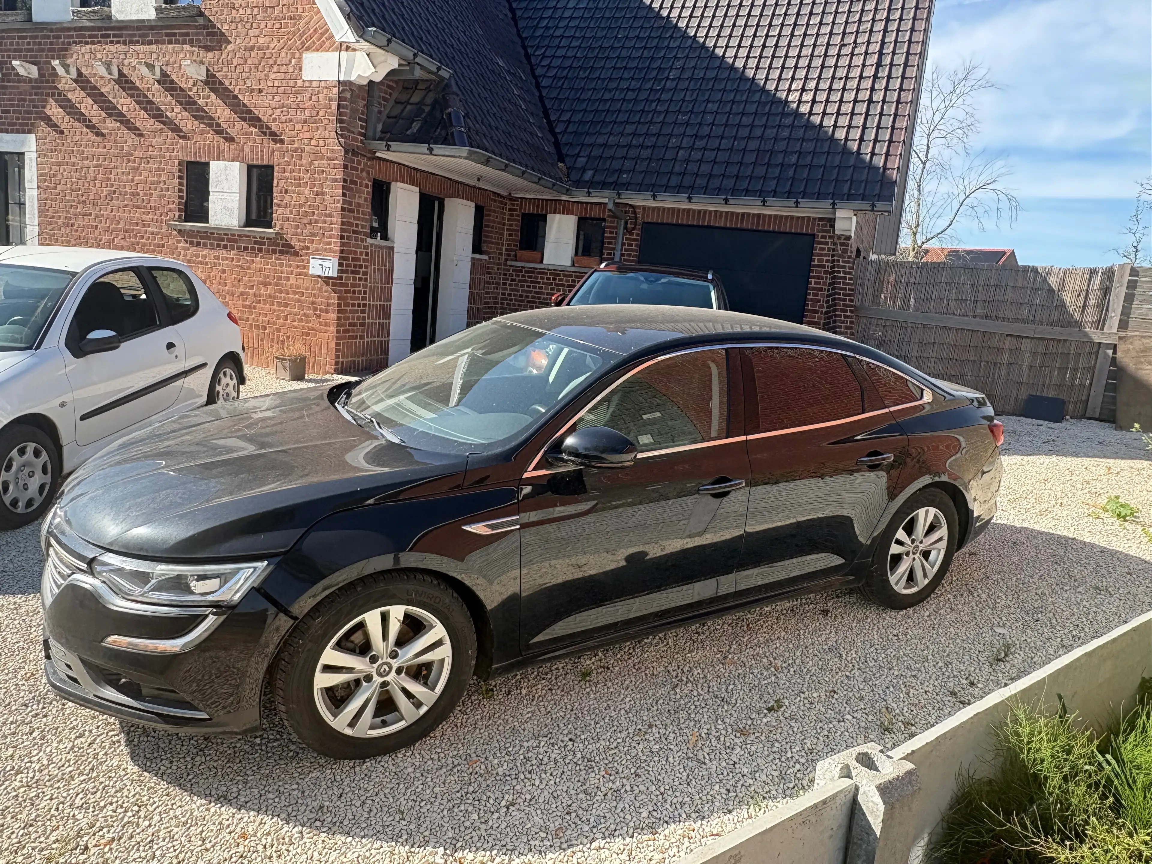 Renault Talisman Talisman 1.5 dCi accidenté ongeval. — photo 2