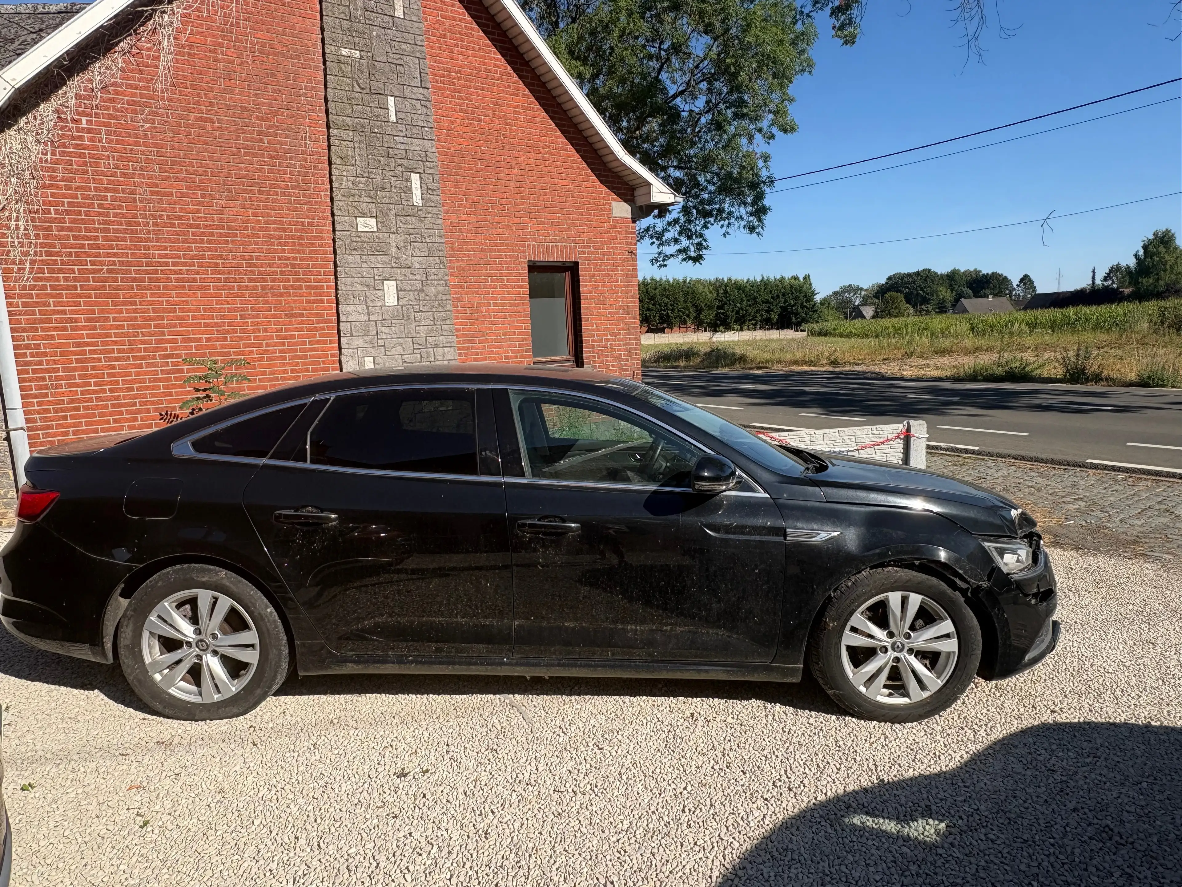 Renault Talisman Talisman 1.5 dCi accidenté ongeval. — photo 3