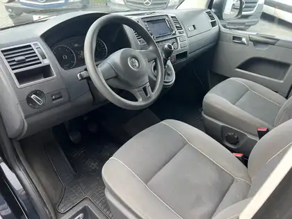 Annonce voiture d'occasion Volkswagen T5 Multivan - CARADIZE