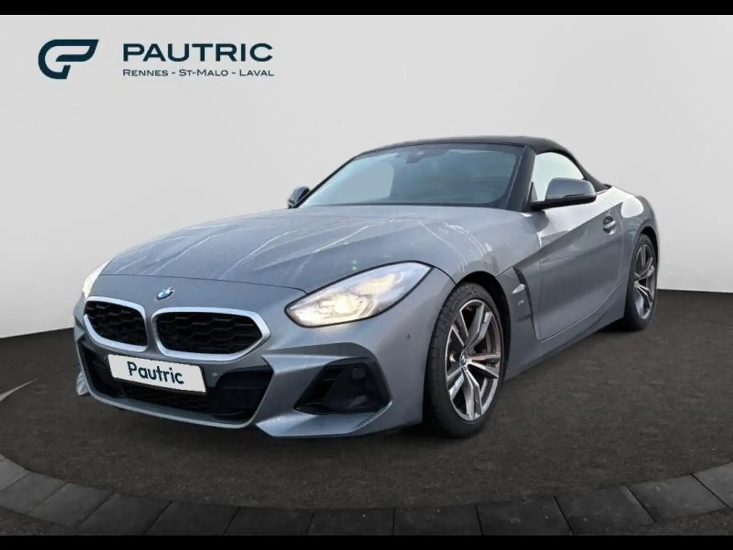 BMW Z4 sDrive20iA 197ch Grau - 1