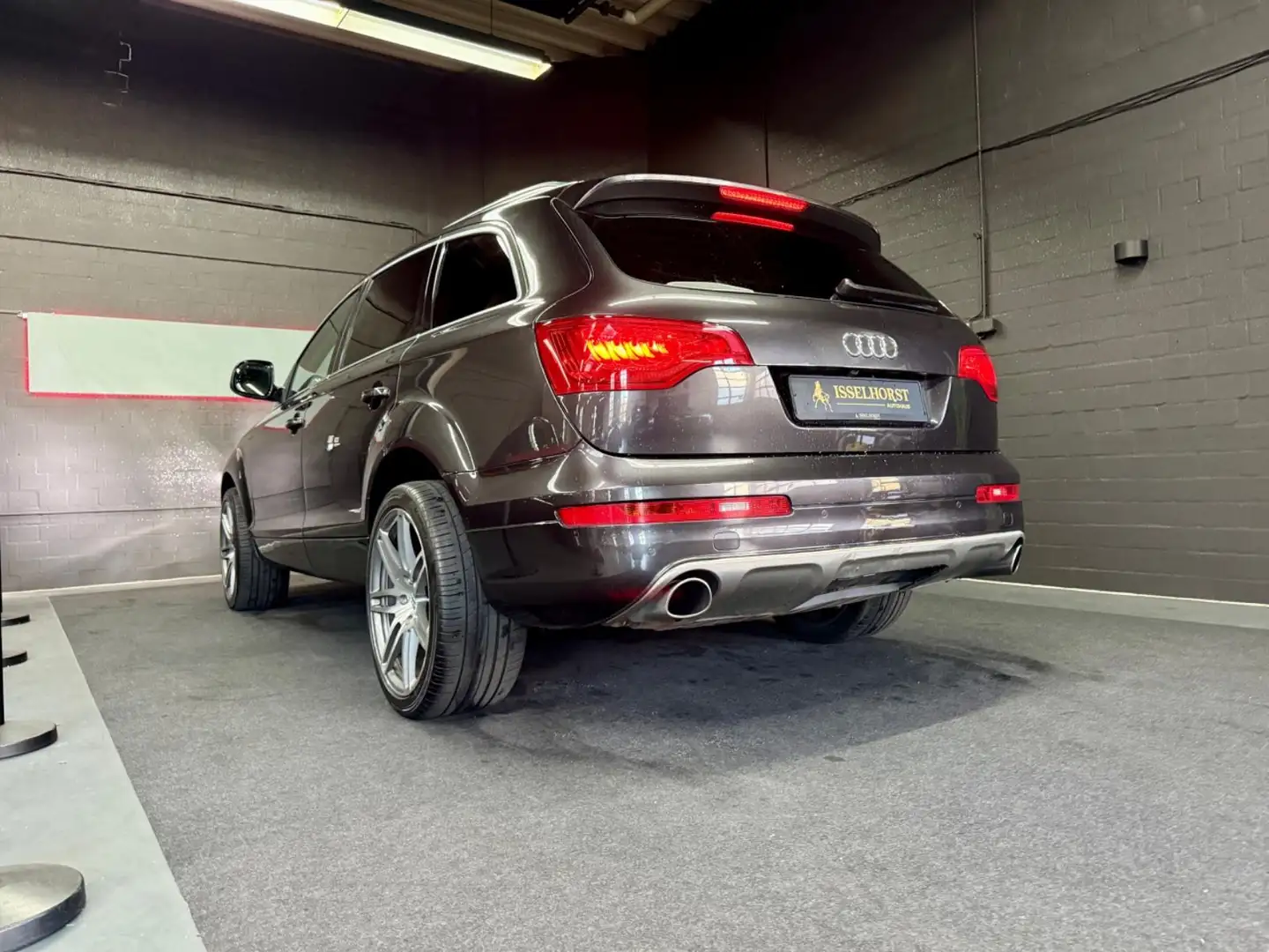 Audi Q7 3.0 TDI quattro S Line Facelift 7Sitzer 21Zol Grau - 2