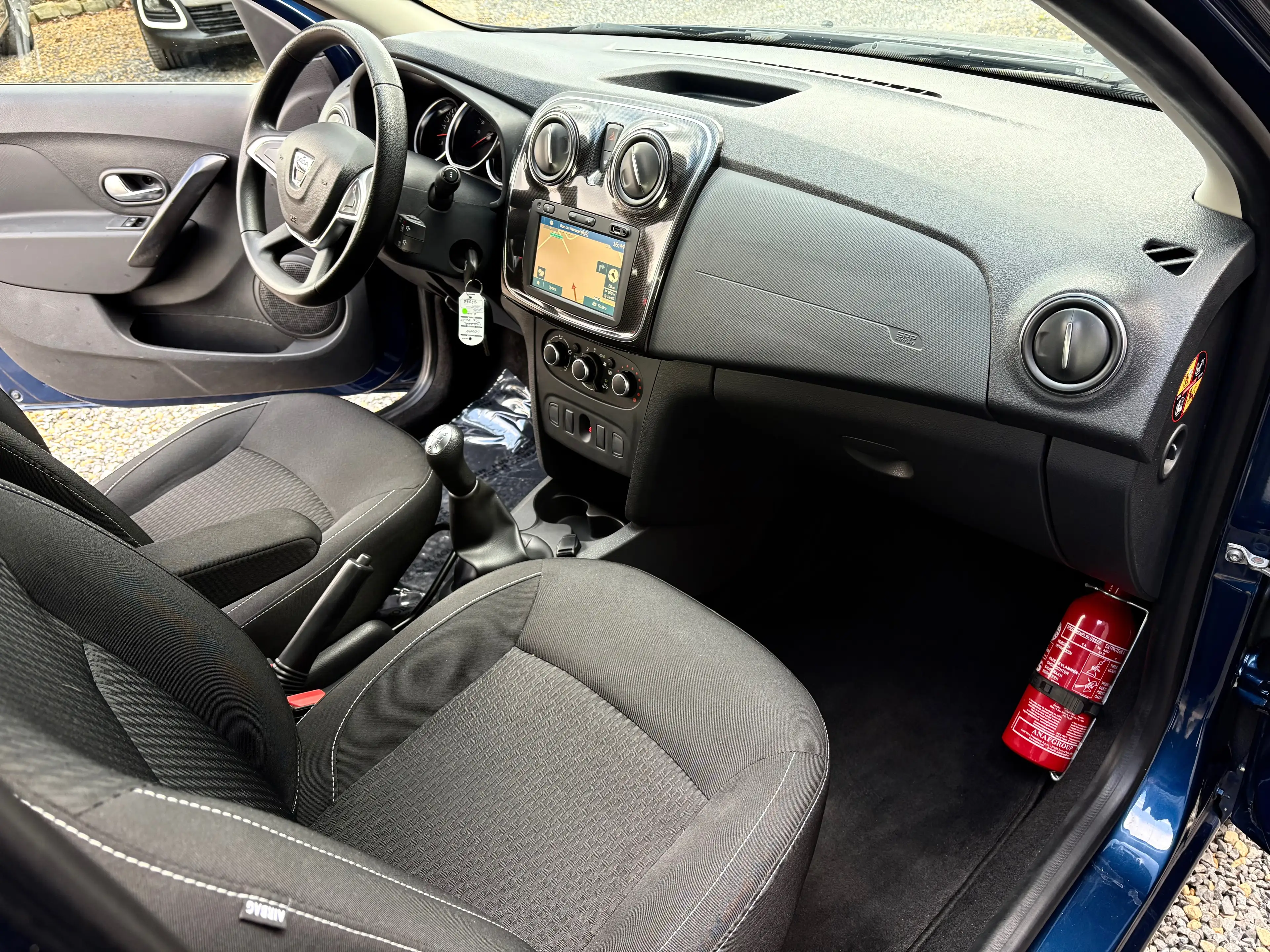 Dacia Logan Logan 0.9 TCe Comfort Euro6d/ GPS/ 1er main — photo 8