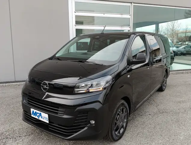 Opel Zafira Life Combi 2.0 180 CV EAT8 8 posti XL 5.30 m