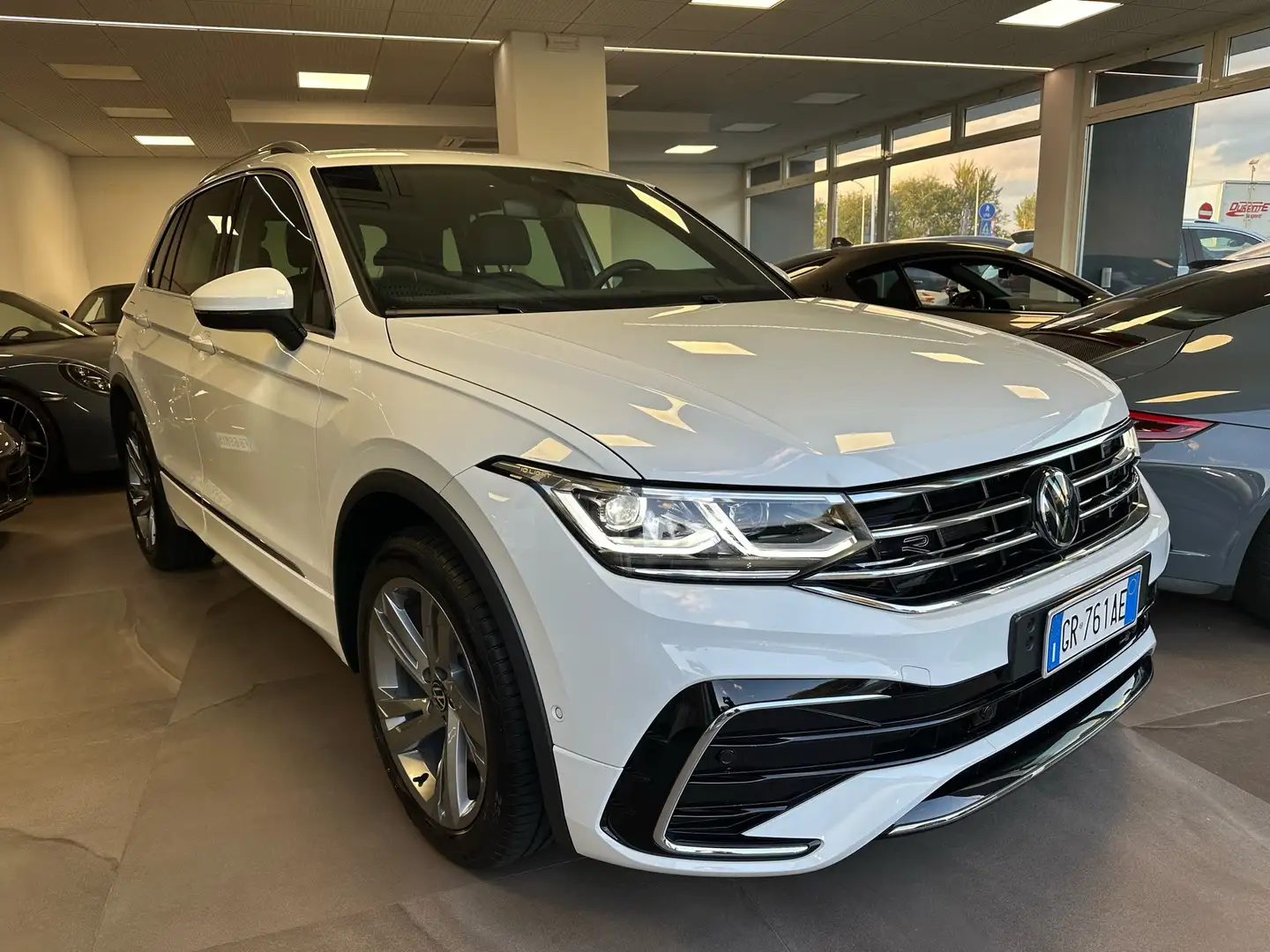 Volkswagen Tiguan E-HYBRID  R-Line dsg FULL GAR VW 10/2027 Bianco - 1