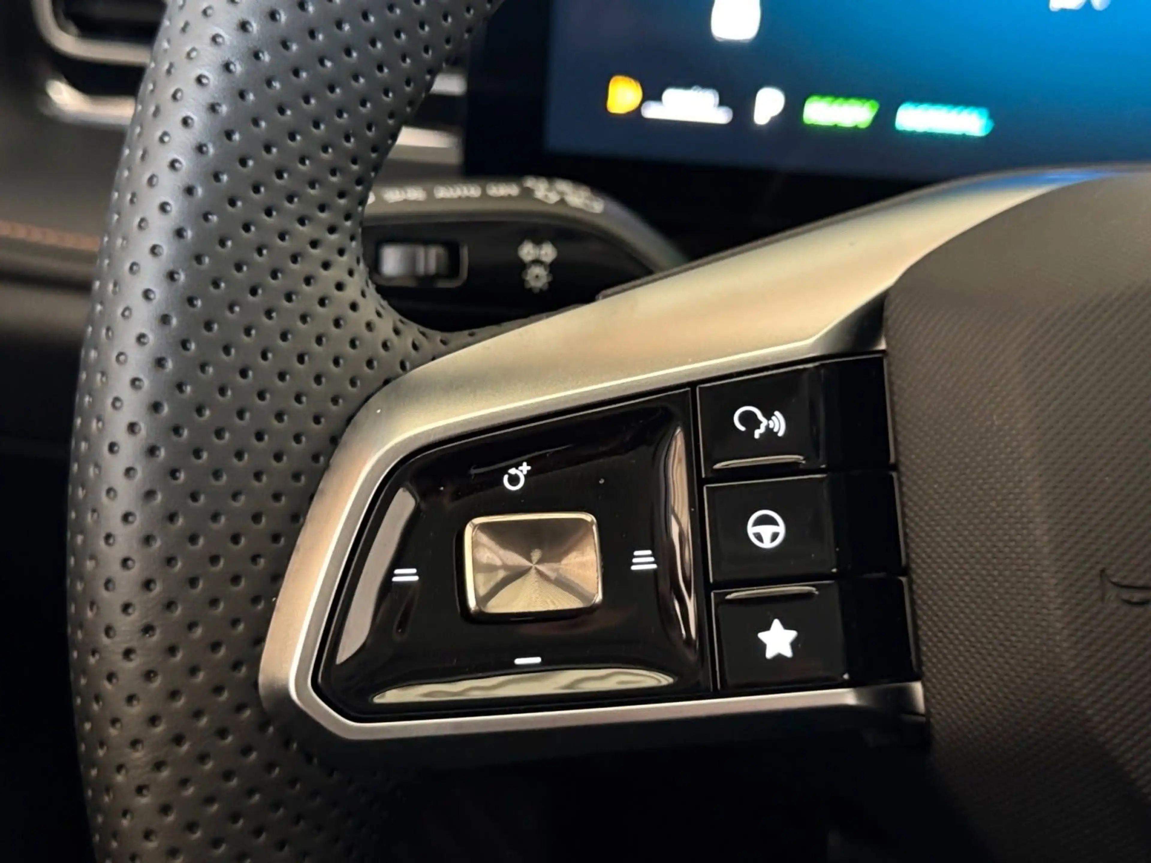 MG HS 1.5 Hybrid+ Luxury - LED*360°*Navi*ACC*El.Kla — photo 13