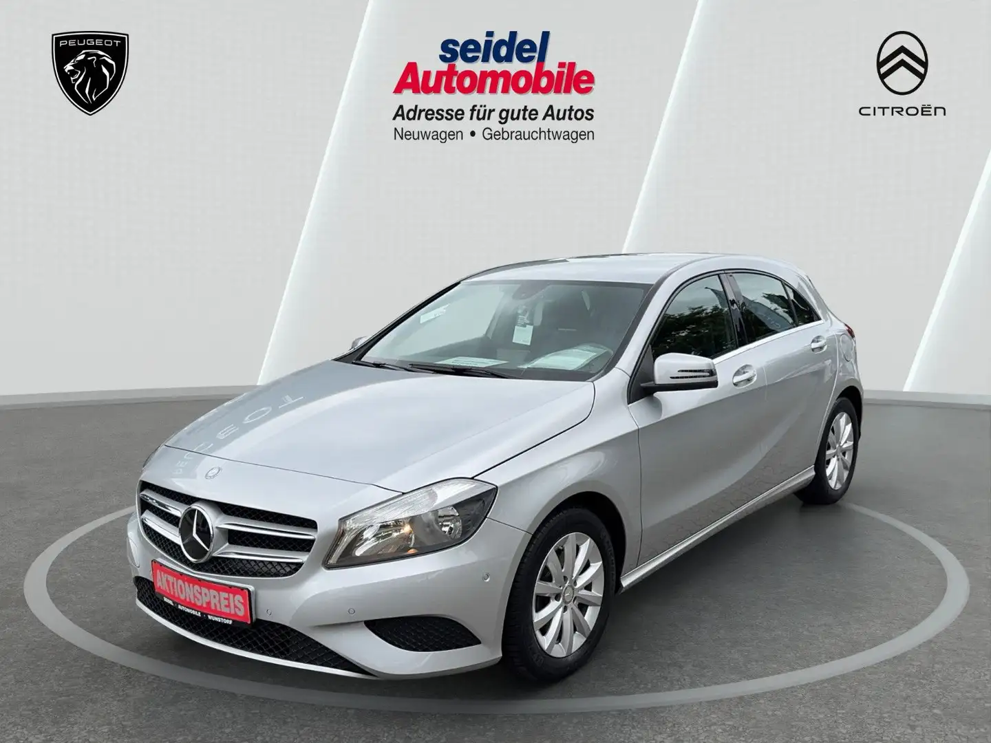 Mercedes-Benz A 180 BlueEfficiency Style, AUTOMATIK, SHZ, AHK Ezüst - 1