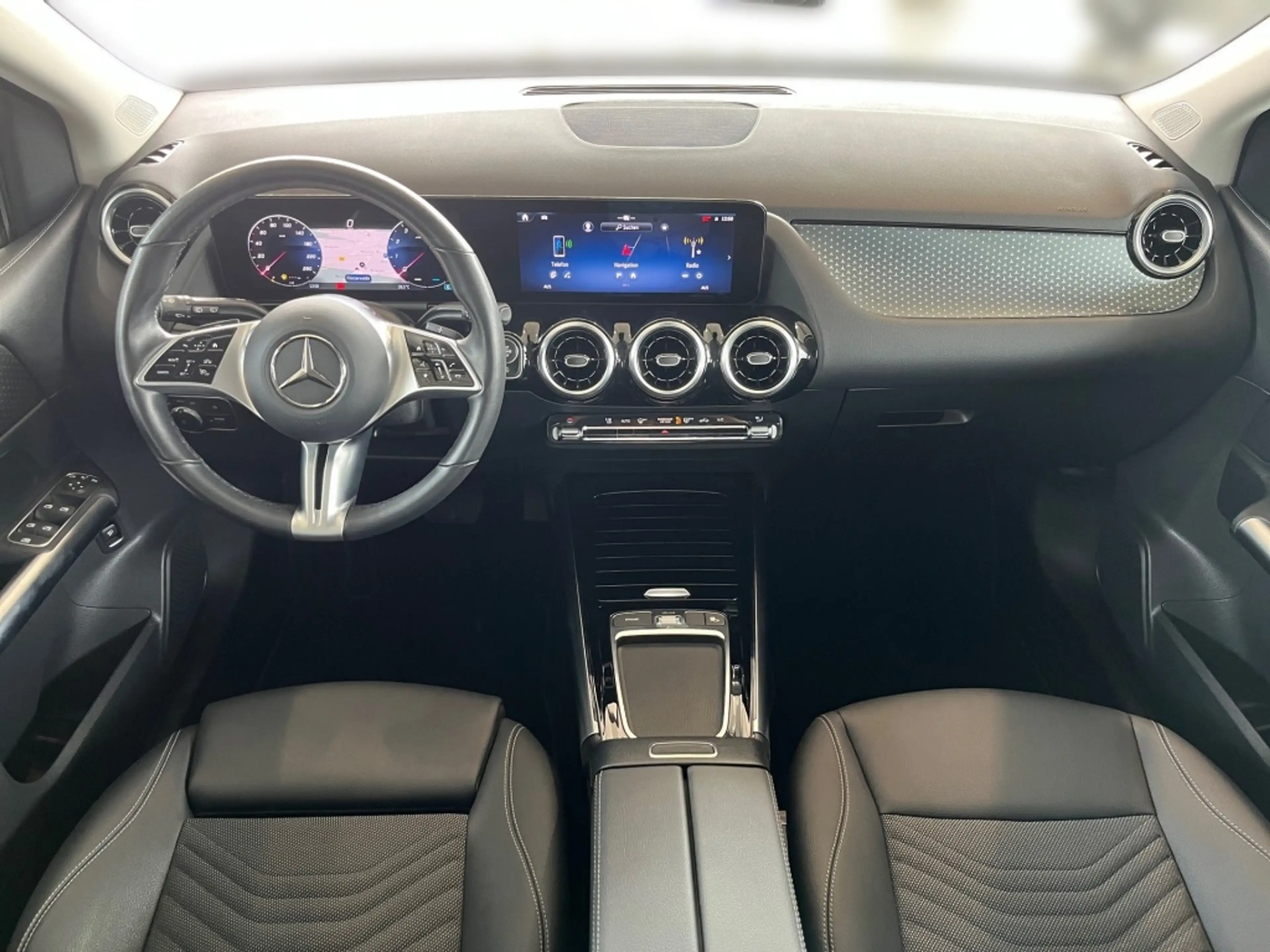 Mercedes-Benz B 220 4M Progressive Navi LED SHZ SpurH ParkAss — photo 13