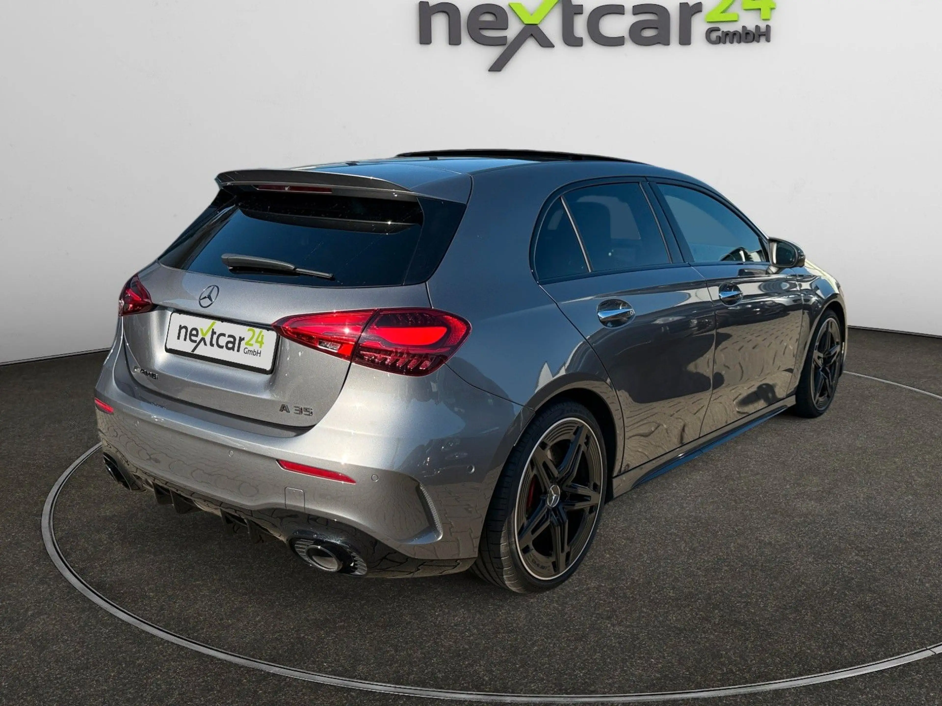 Mercedes-Benz A 35 AMG 4Matic — photo 5