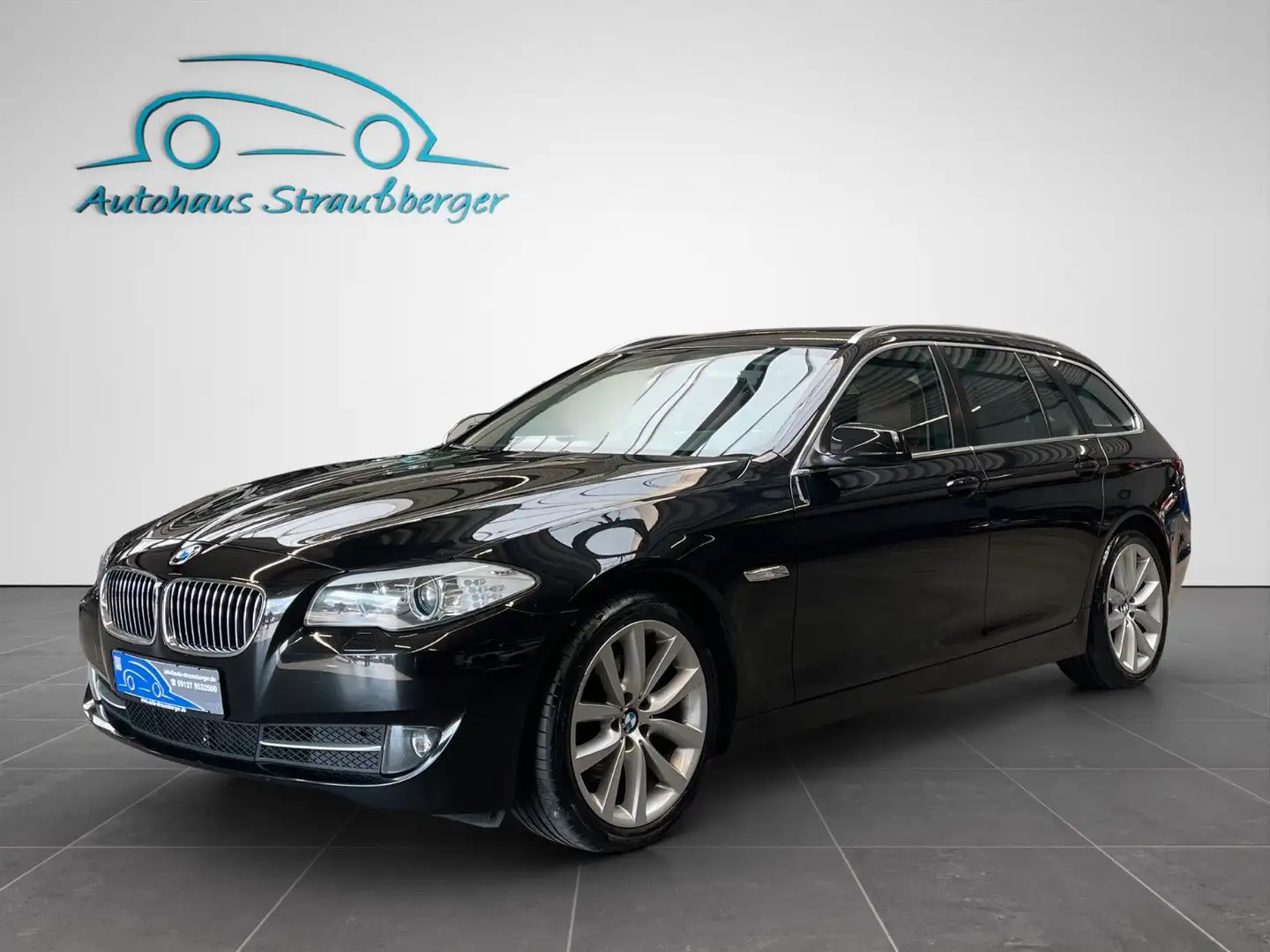 BMW 528 i Touring Navi Prof. Shz Leder Bi-Xenon Schwarz - 2