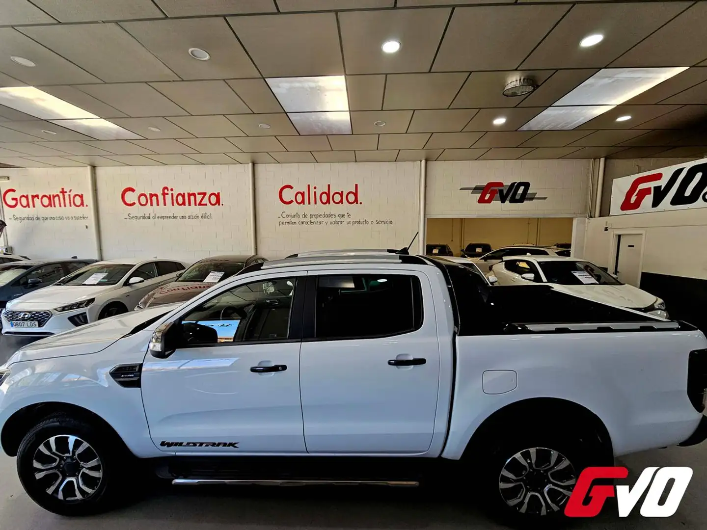 Ford Ranger 2.0 TDCI 215CV WILDTRAK 4X4 DOBLE CABINA Blanc - 2