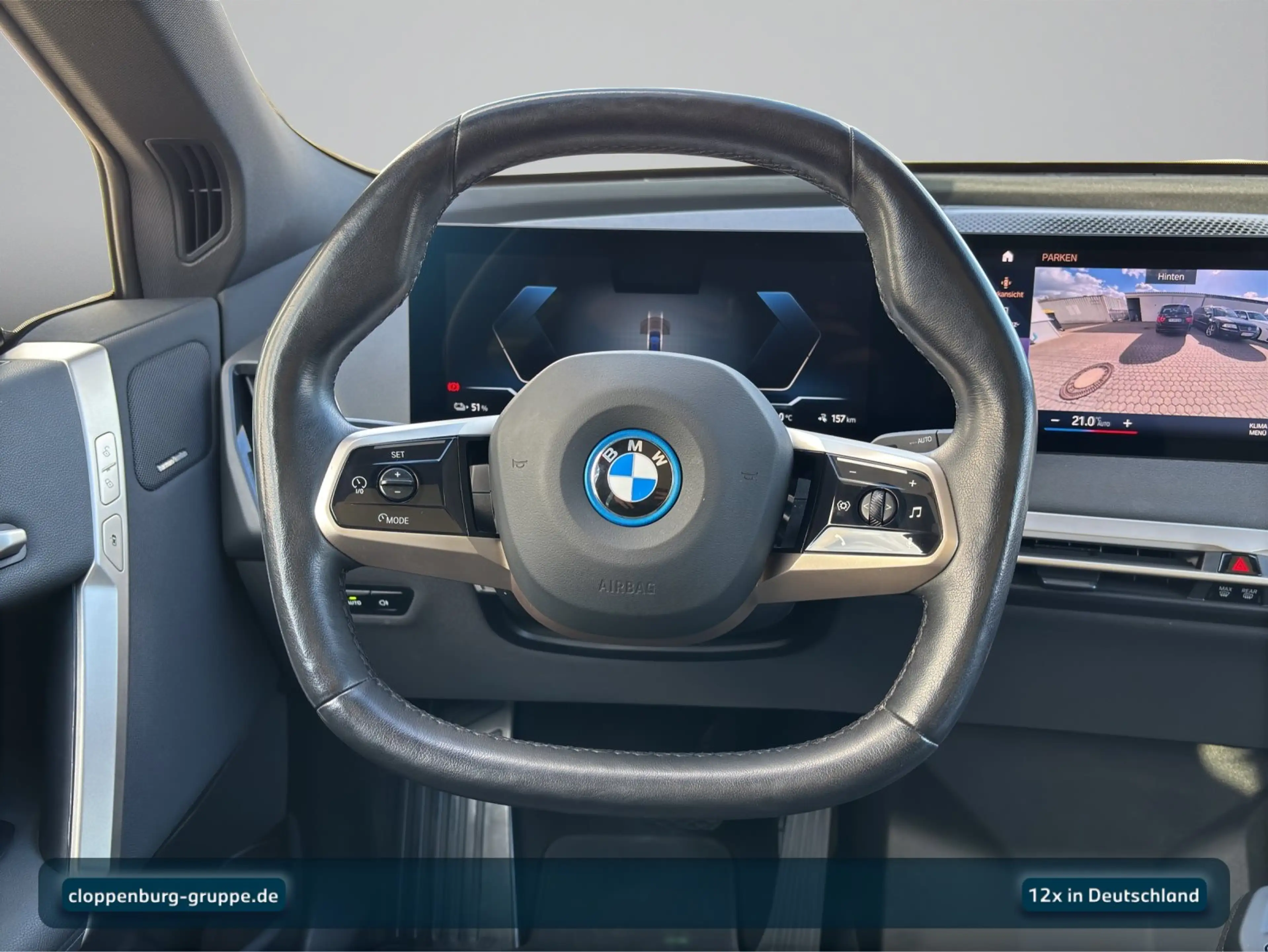 BMW iX xDrive40 (ab 2021) Head-Up+AHK+StHz+StKlima — photo 13