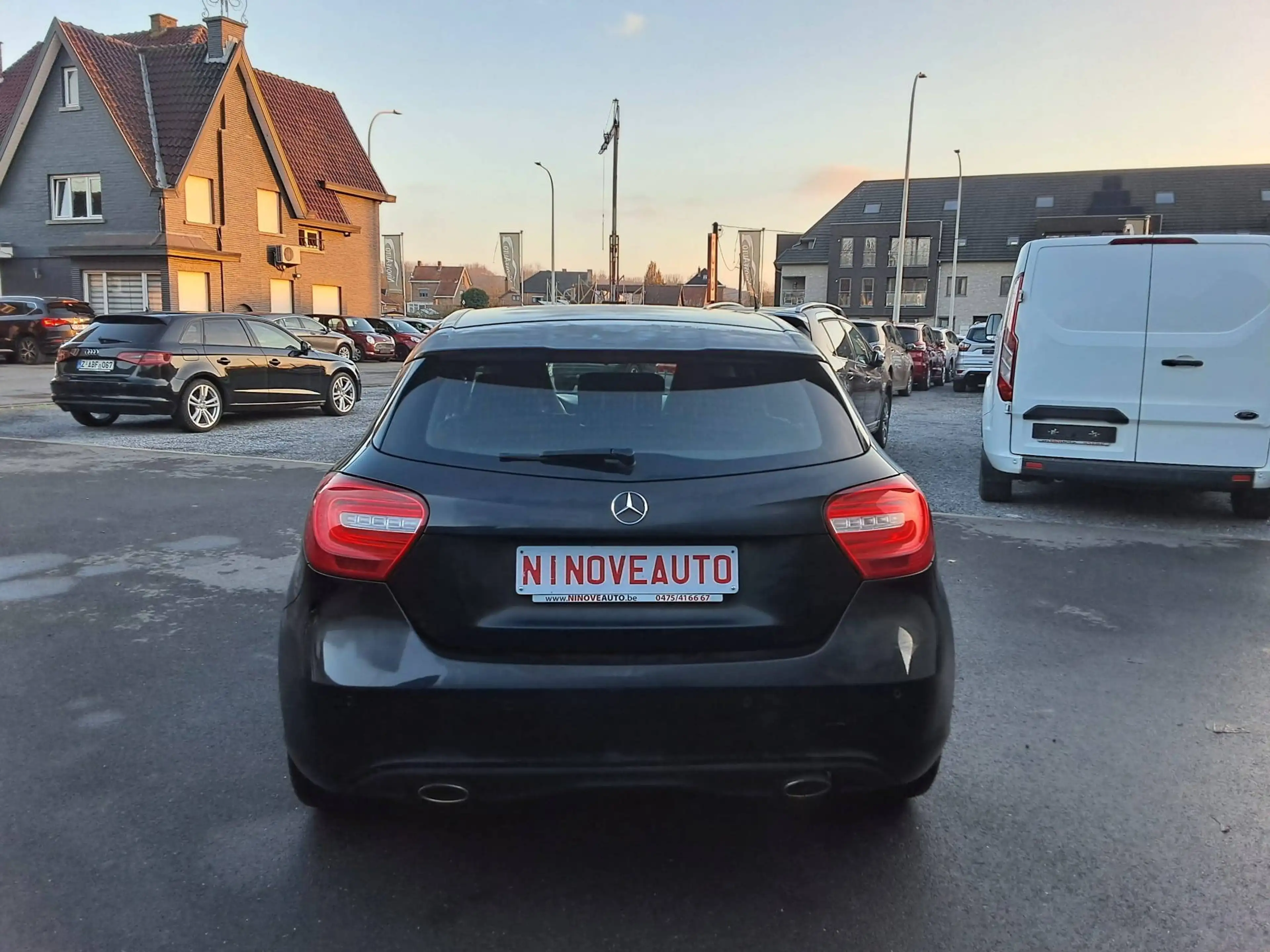 Mercedes-Benz A 180 1ste Eigenaar BT  Parkhulp voor & achter — photo 4
