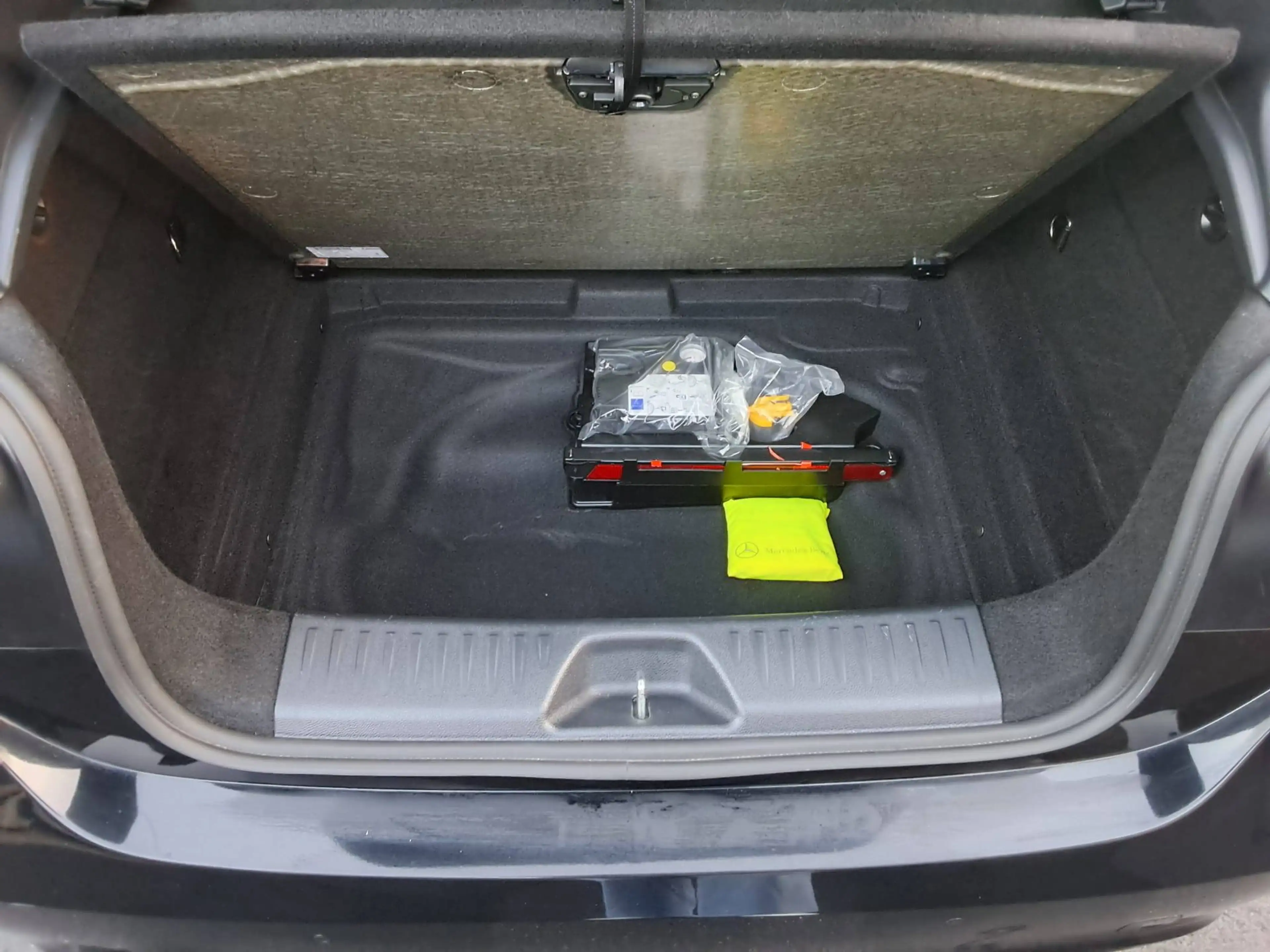 Mercedes-Benz A 180 1ste Eigenaar BT  Parkhulp voor & achter — photo 11