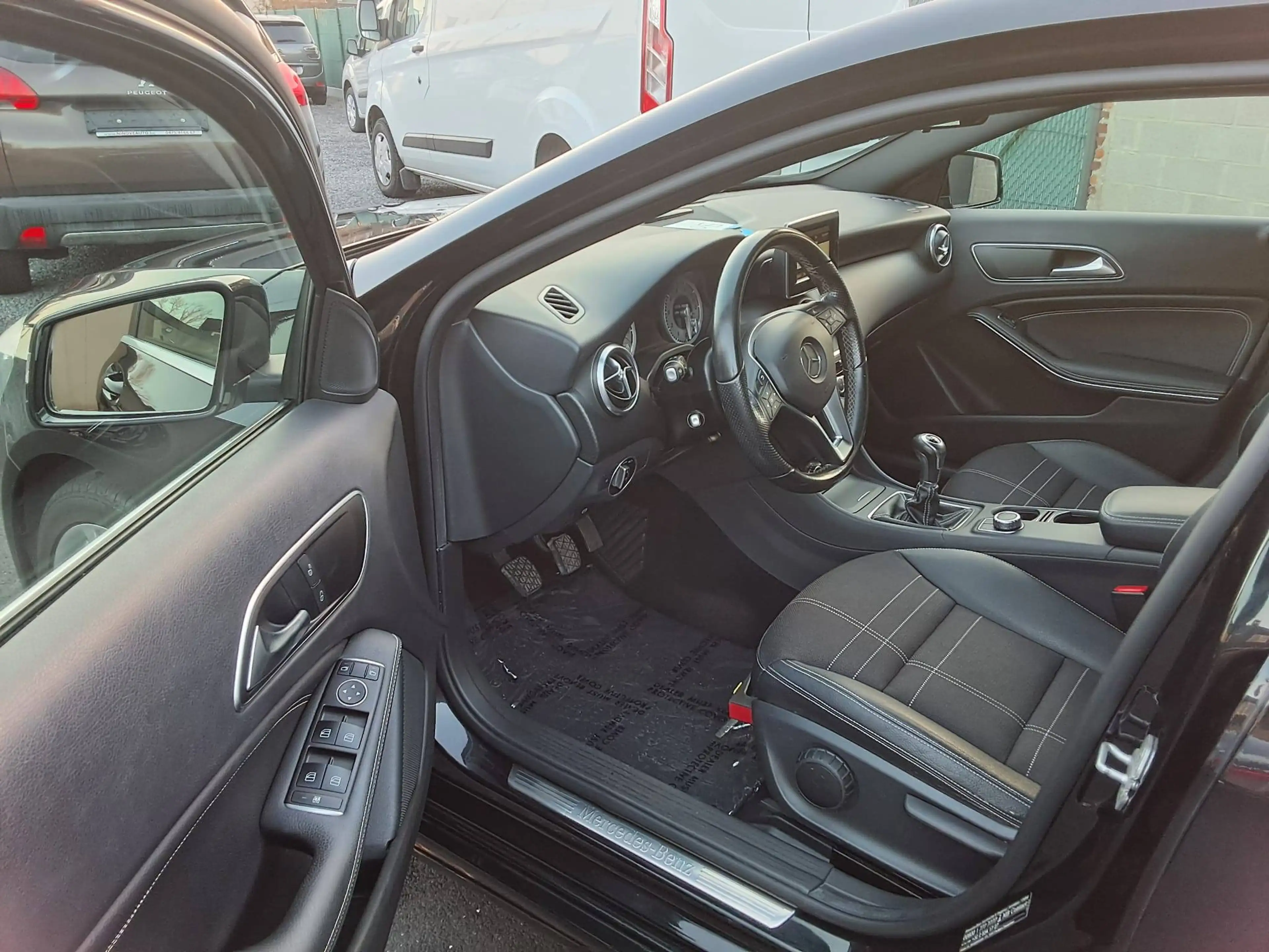 Mercedes-Benz A 180 1ste Eigenaar BT  Parkhulp voor & achter — photo 8