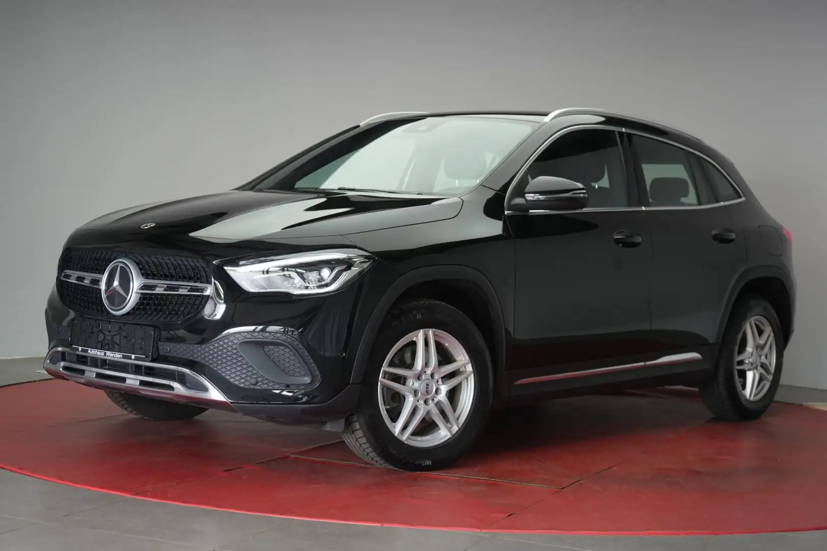 Mercedes-Benz GLA 220 d 8G-DCT Progressive Navi/Distronic/Kame Noir - 2