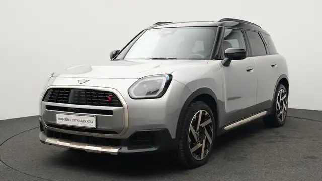MINI Countryman S All4 Favoured Trim