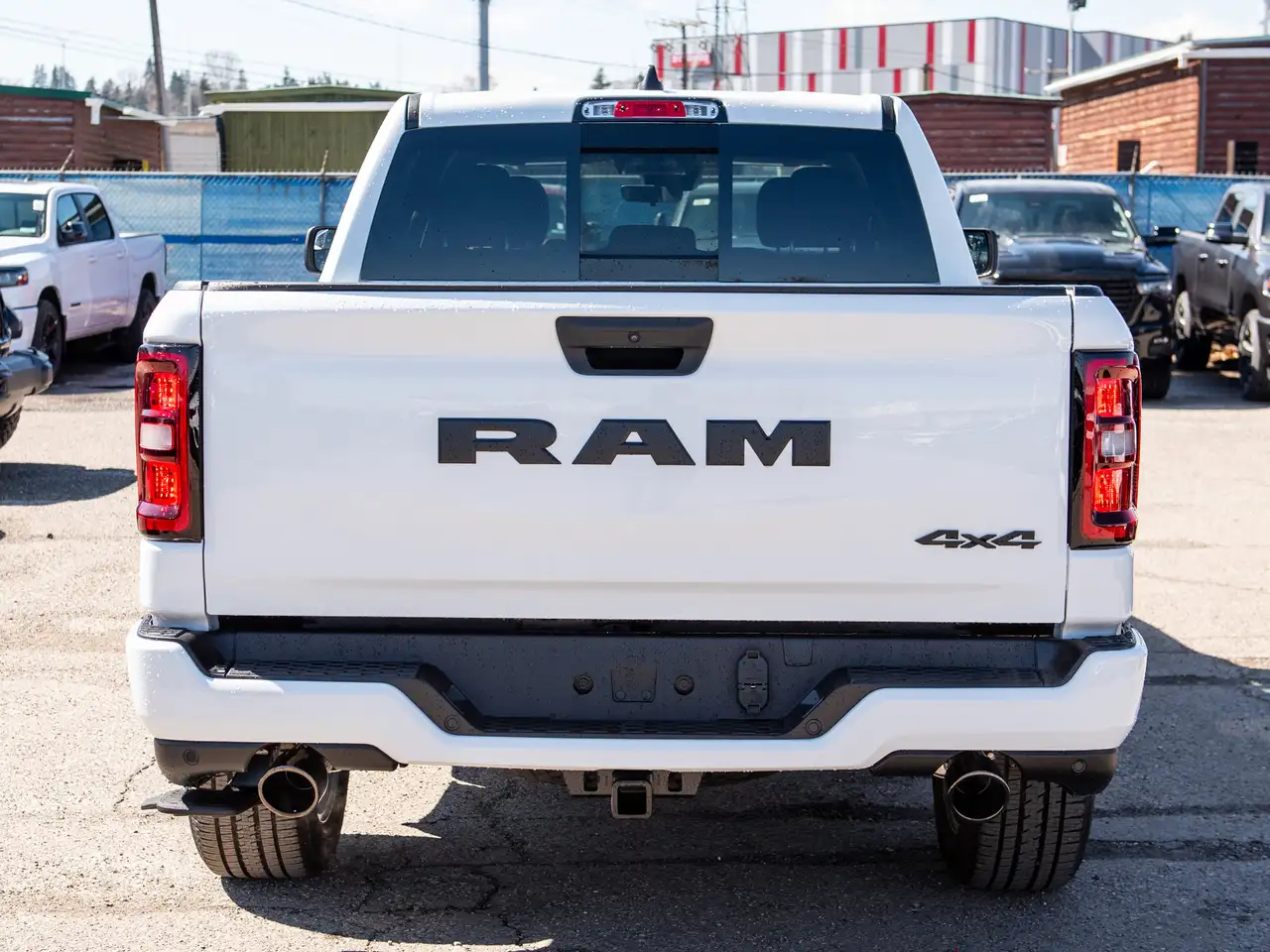 RAM 1500 снимка RAM 1500