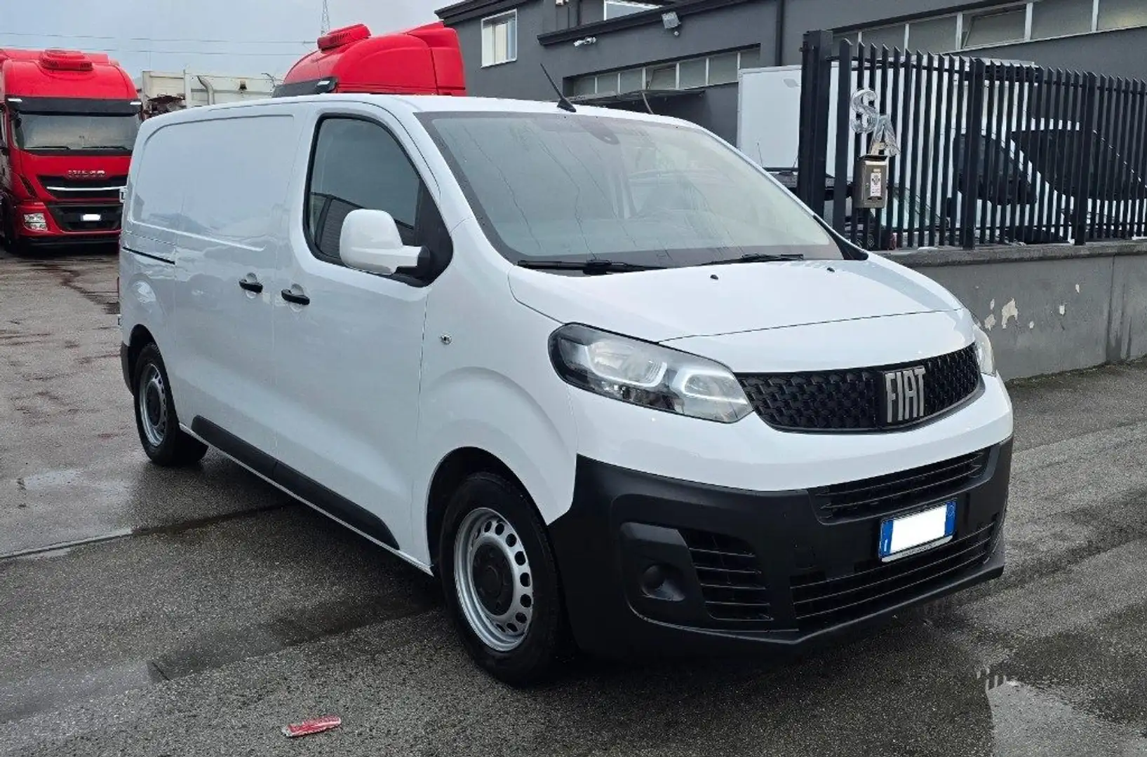 Fiat Scudo 2.0 BlueHDi 145 CV " FURGONE " Blanc - 2