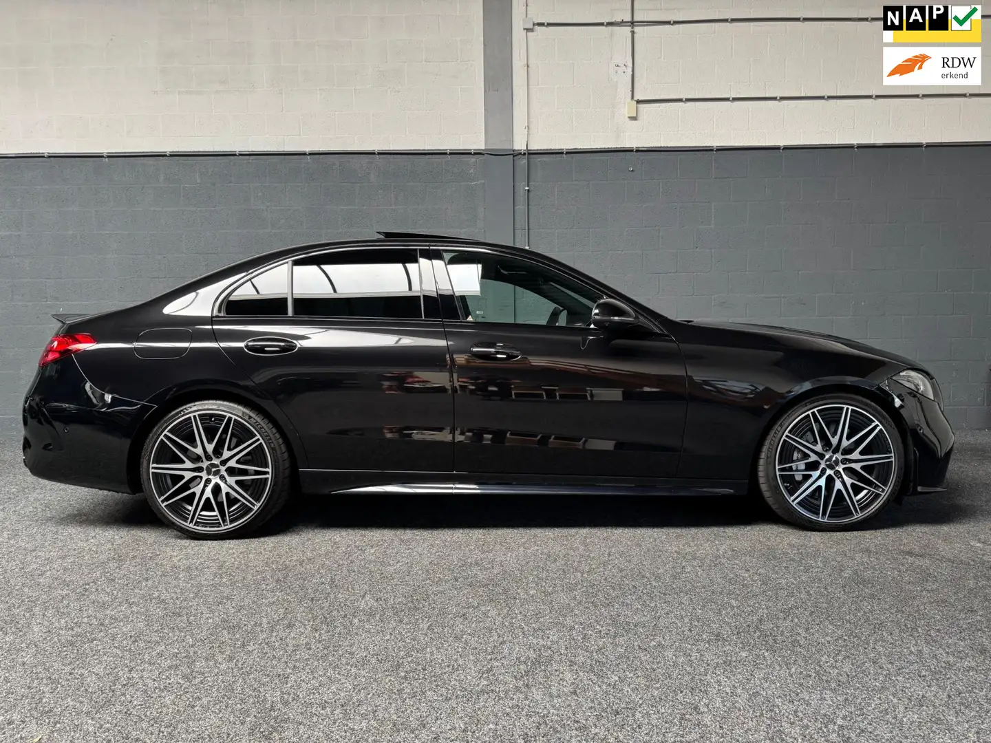 Mercedes-Benz C 43 AMG 4MATIC, Performance, Head-up, Keyless, Noir - 1