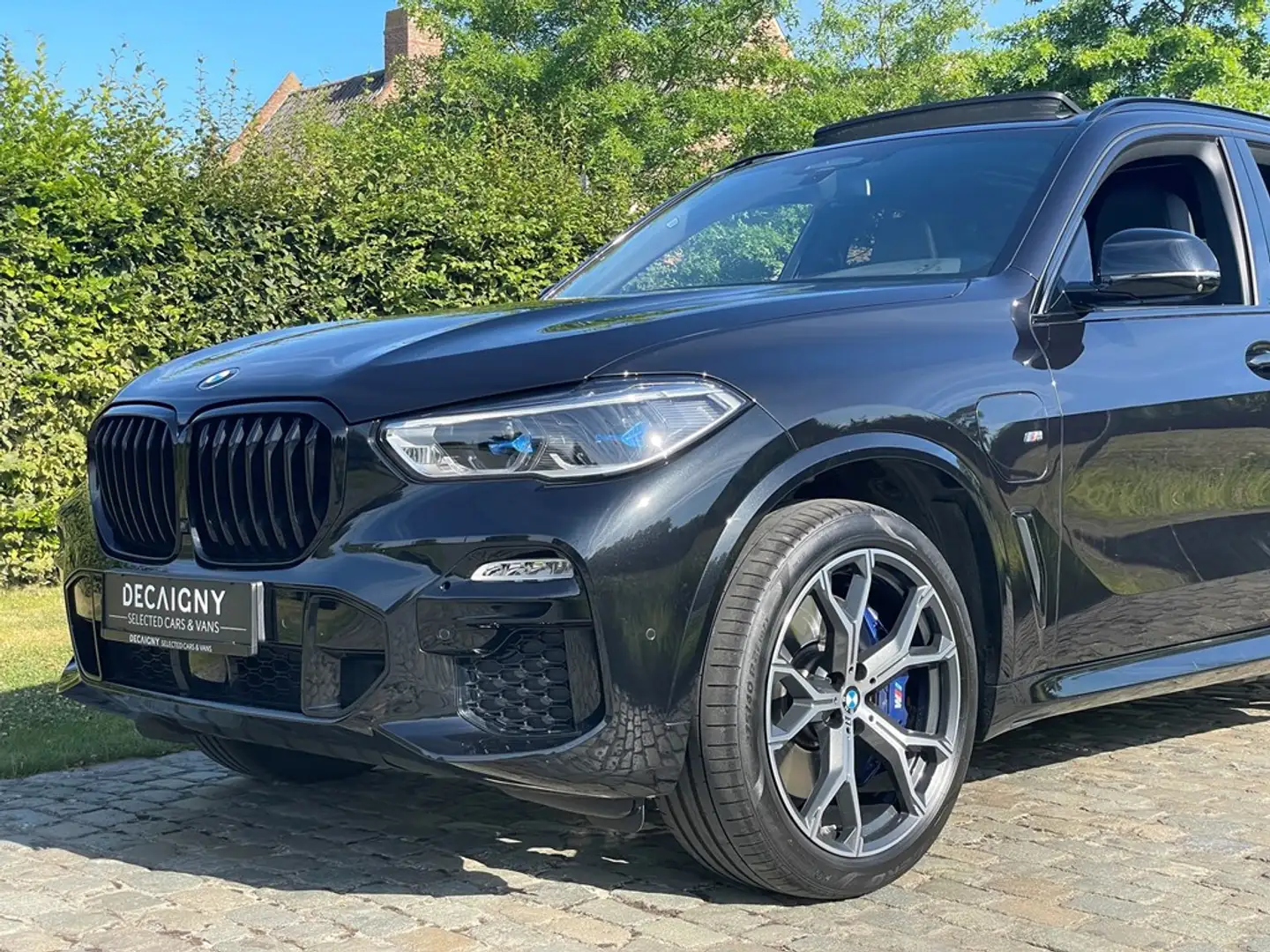 BMW X5 xDrive45e 3.0 M-Sport *Massagestoelen*App Connect* Zwart - 2
